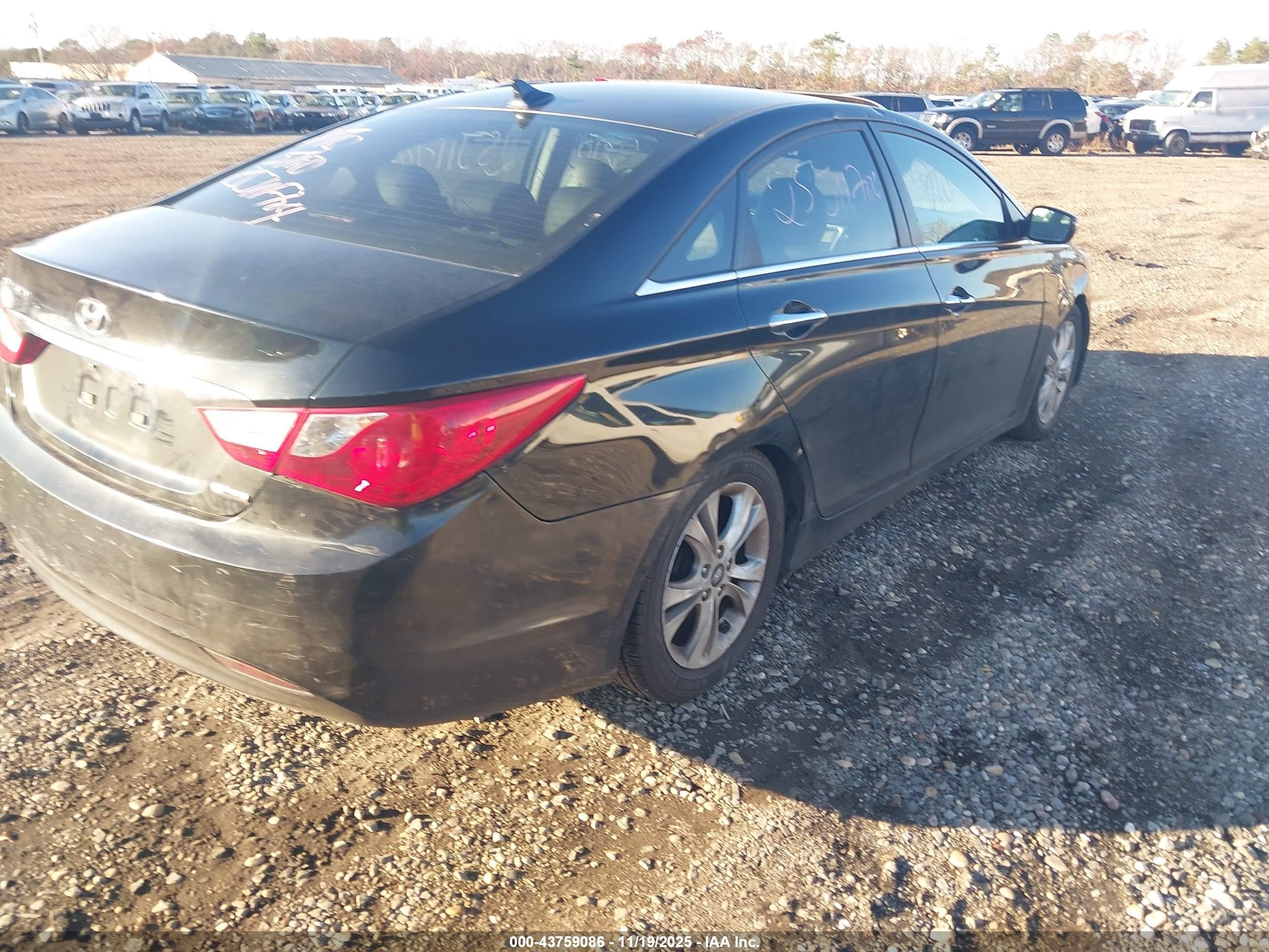2011 Hyundai Sonata Limited Black vin: 5NPEC4AC8BH088699
