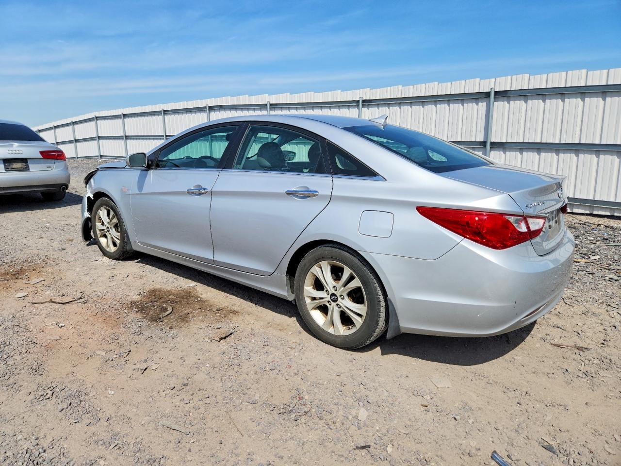 2011 Hyundai Sonata Limited Silver vin: 5NPEC4AC8BH181285