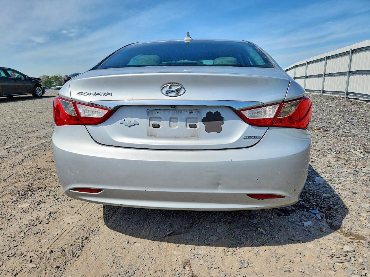 2011 Hyundai Sonata Limited Silver vin: 5NPEC4AC8BH181285