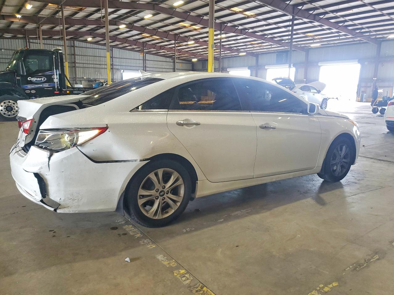 2011 Hyundai Sonata Limited White vin: 5NPEC4AC8BH285372