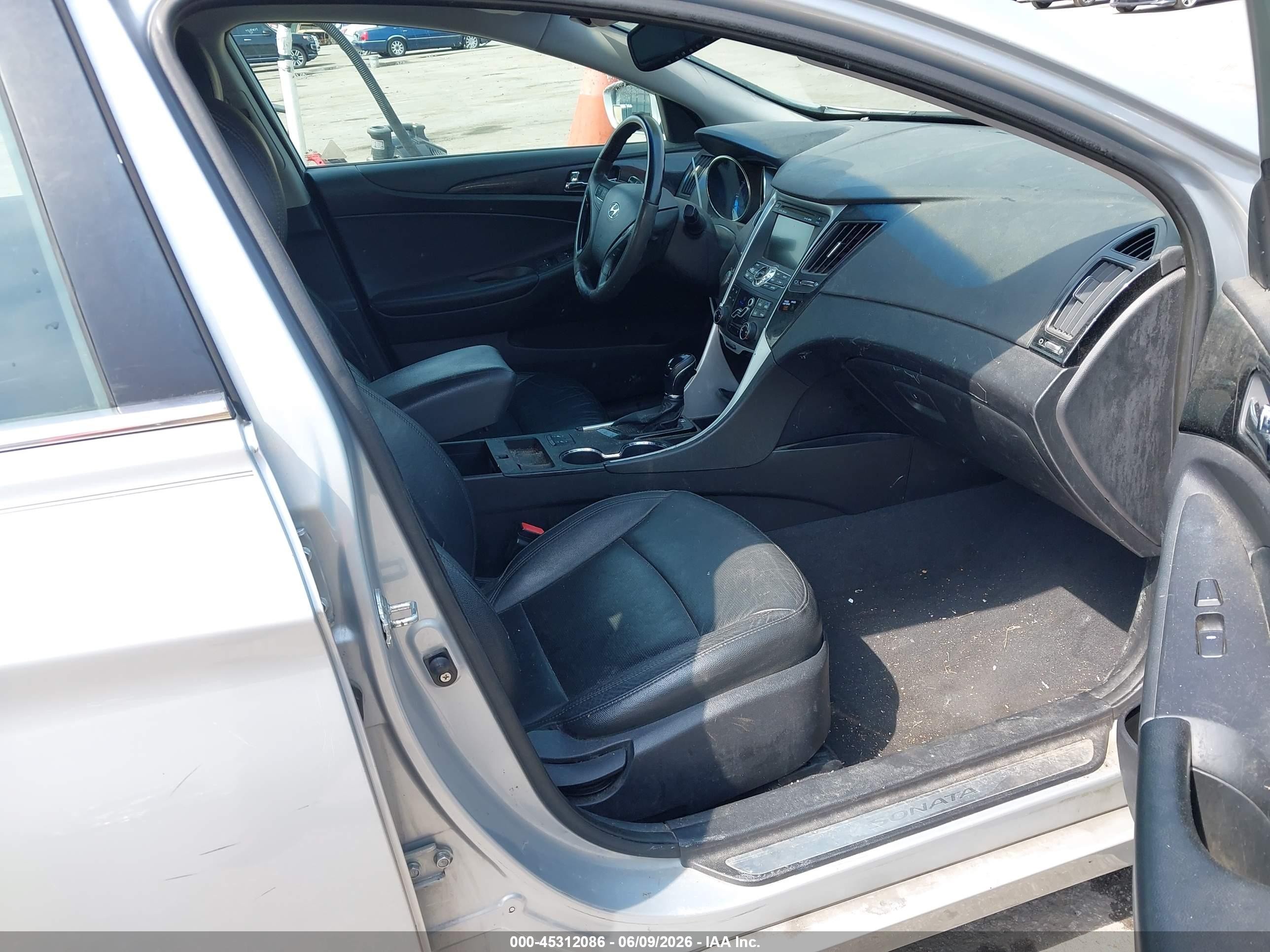 2011 Hyundai Sonata Limited Серебряный vin: 5NPEC4AC8BH303109