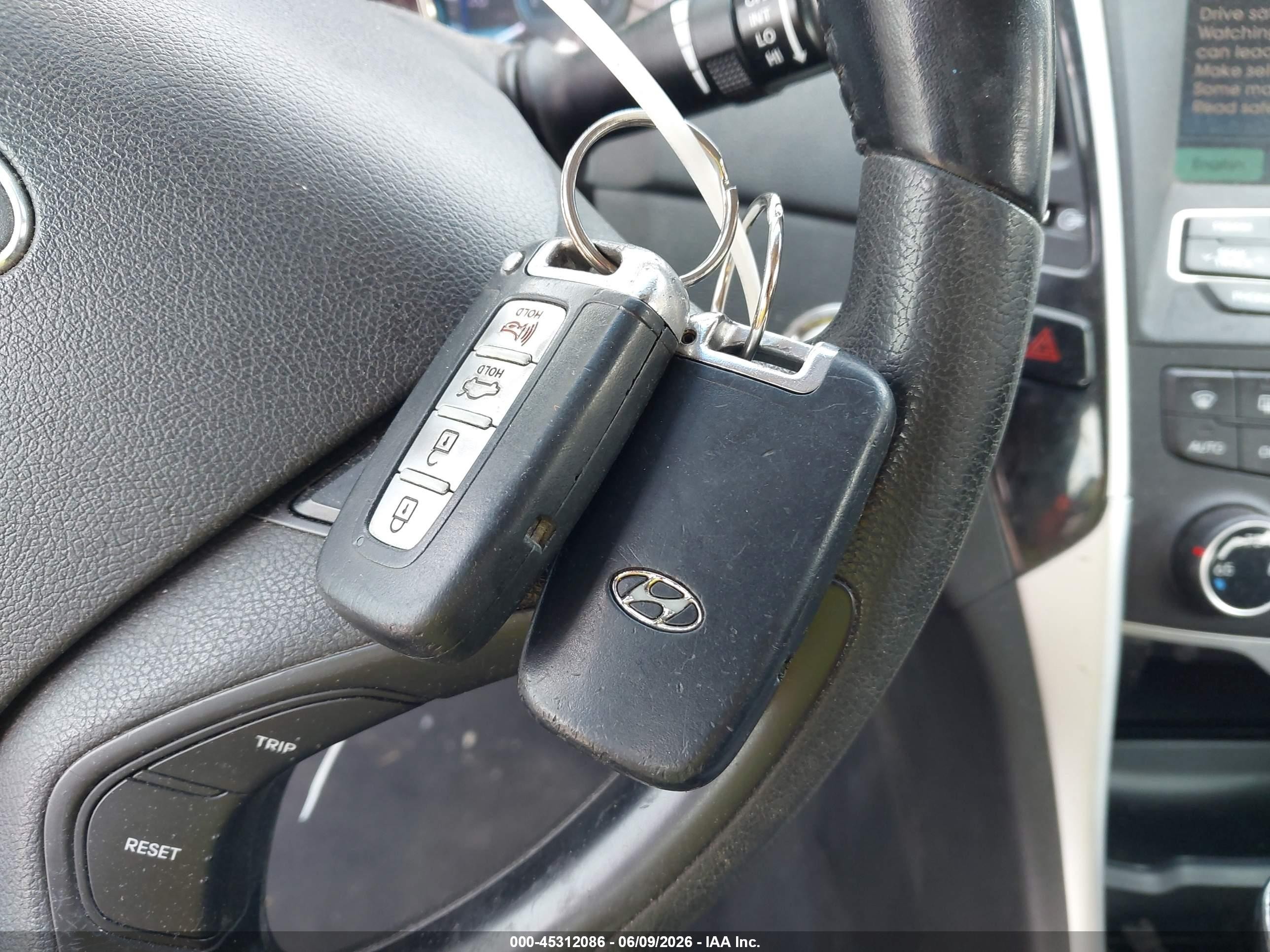 2011 Hyundai Sonata Limited Серебряный vin: 5NPEC4AC8BH303109