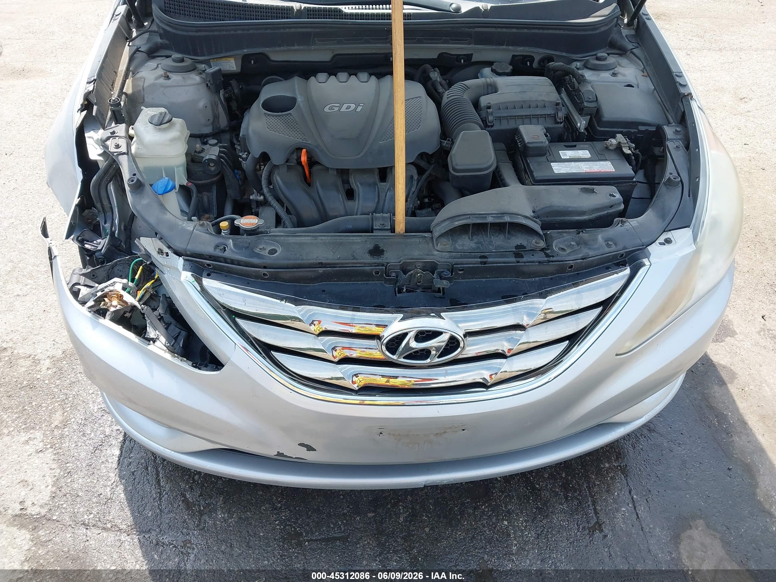 2011 Hyundai Sonata Limited Серебряный vin: 5NPEC4AC8BH303109
