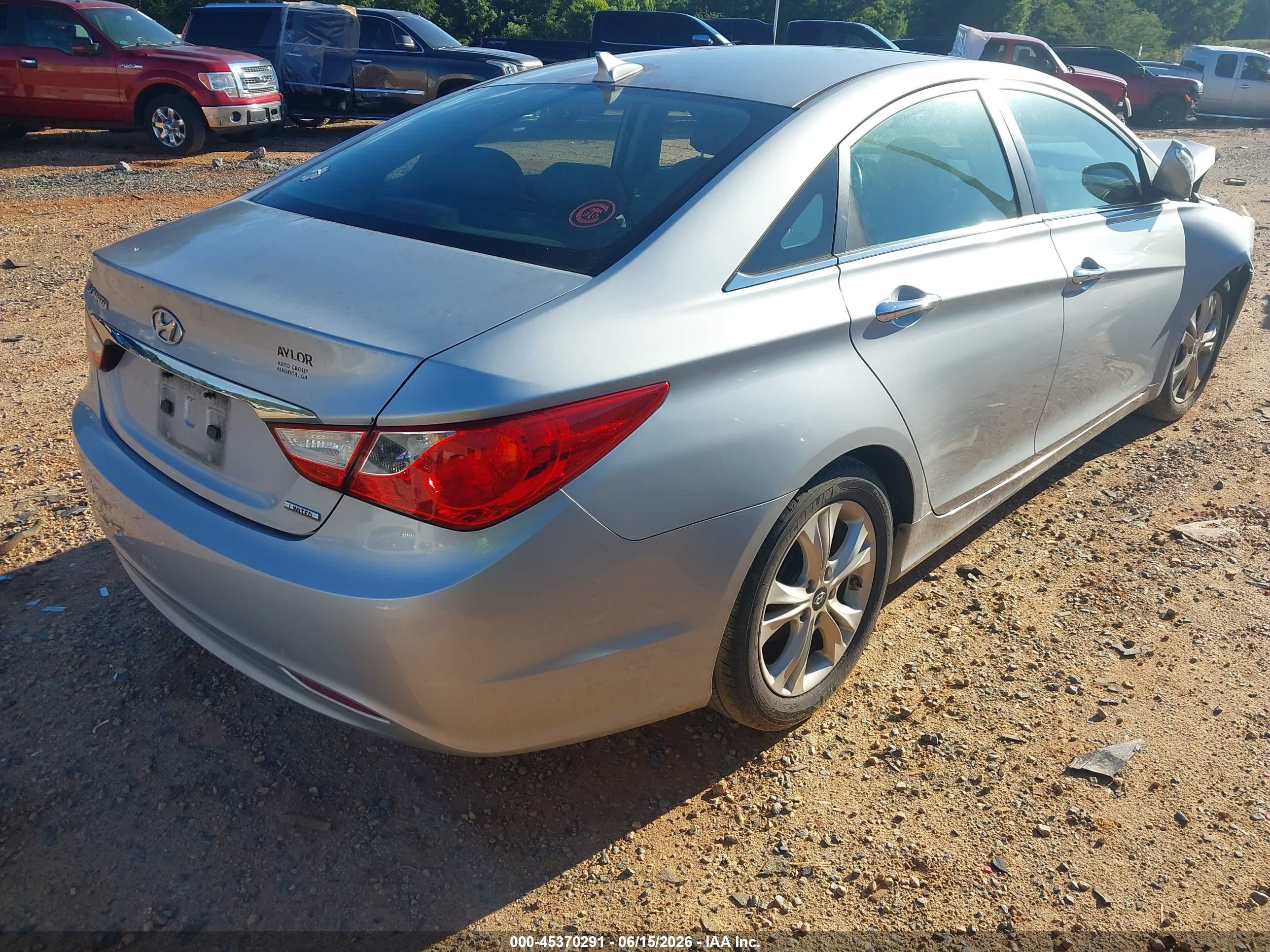2011 Hyundai Sonata Limited Silver vin: 5NPEC4AC8BH304535