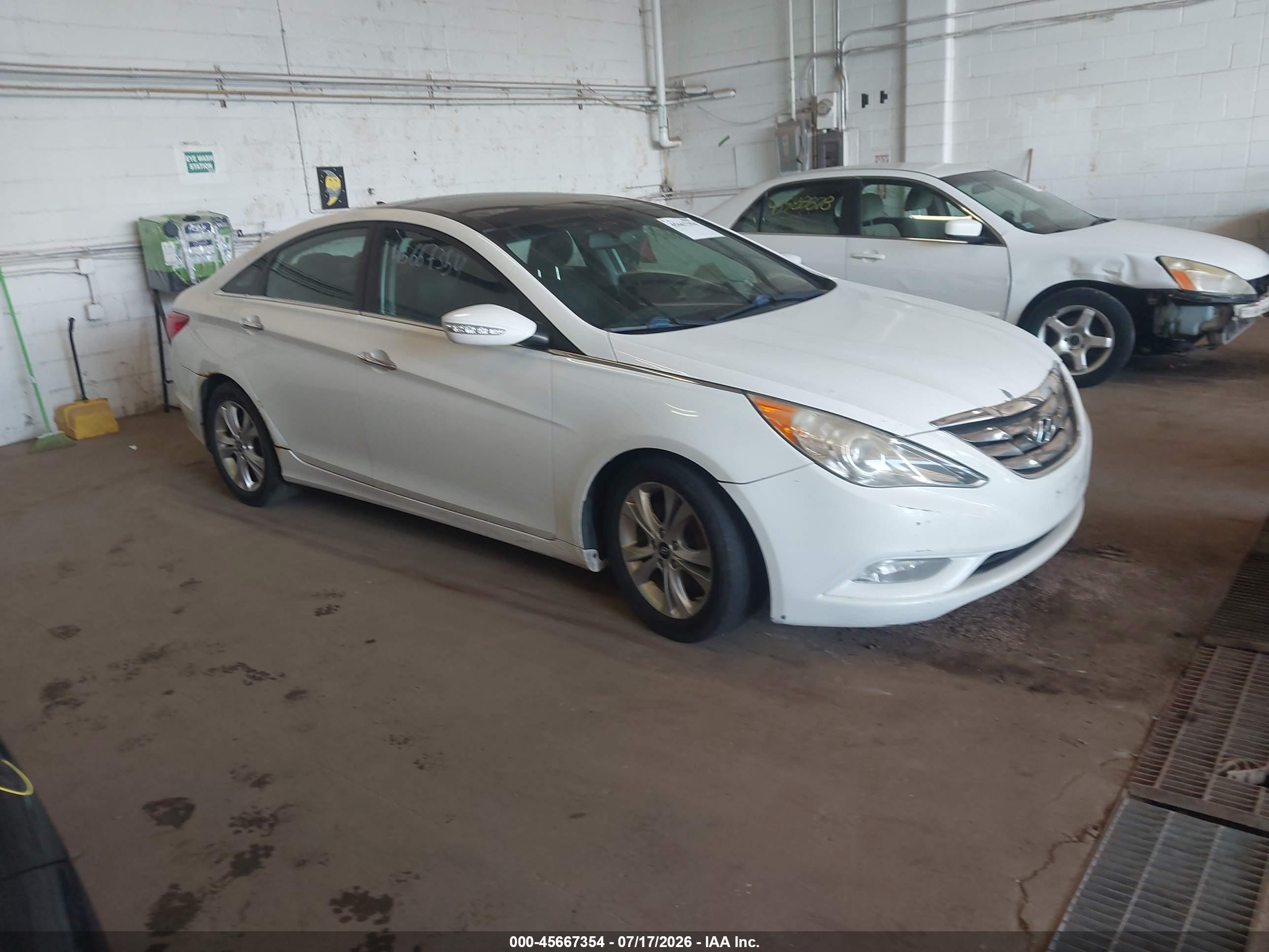 2012 Hyundai Sonata Limited White vin: 5NPEC4AC8CH449236