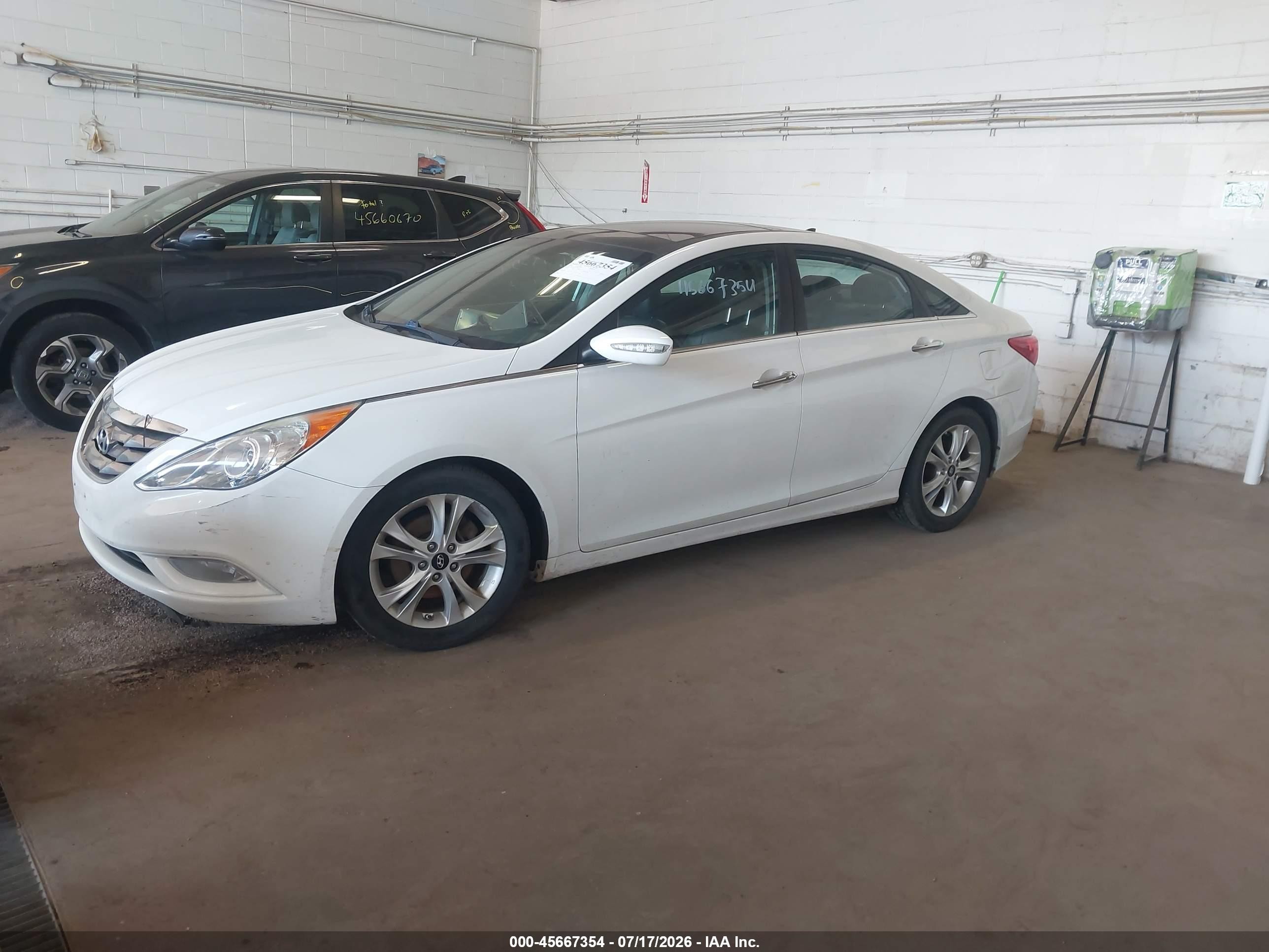 2012 Hyundai Sonata Limited White vin: 5NPEC4AC8CH449236