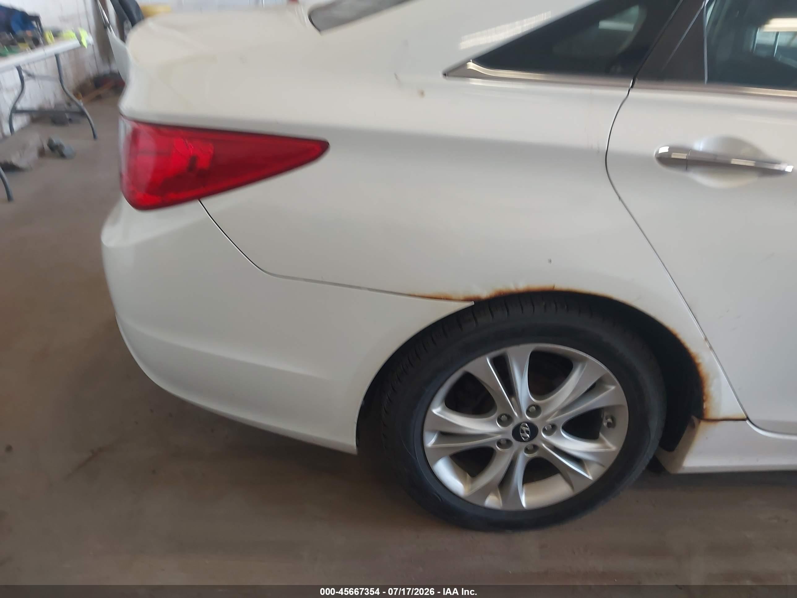 2012 Hyundai Sonata Limited White vin: 5NPEC4AC8CH449236