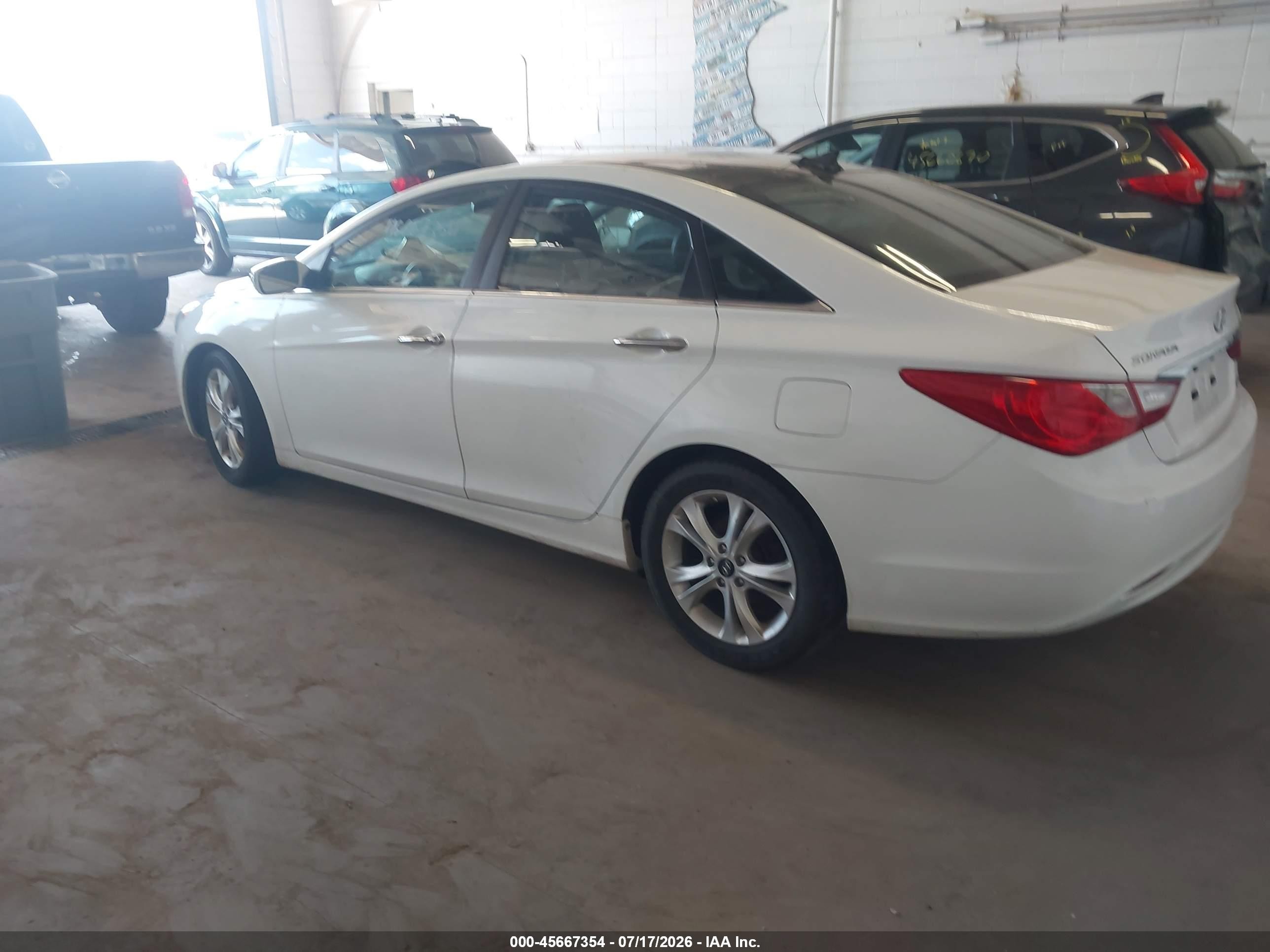 2012 Hyundai Sonata Limited White vin: 5NPEC4AC8CH449236