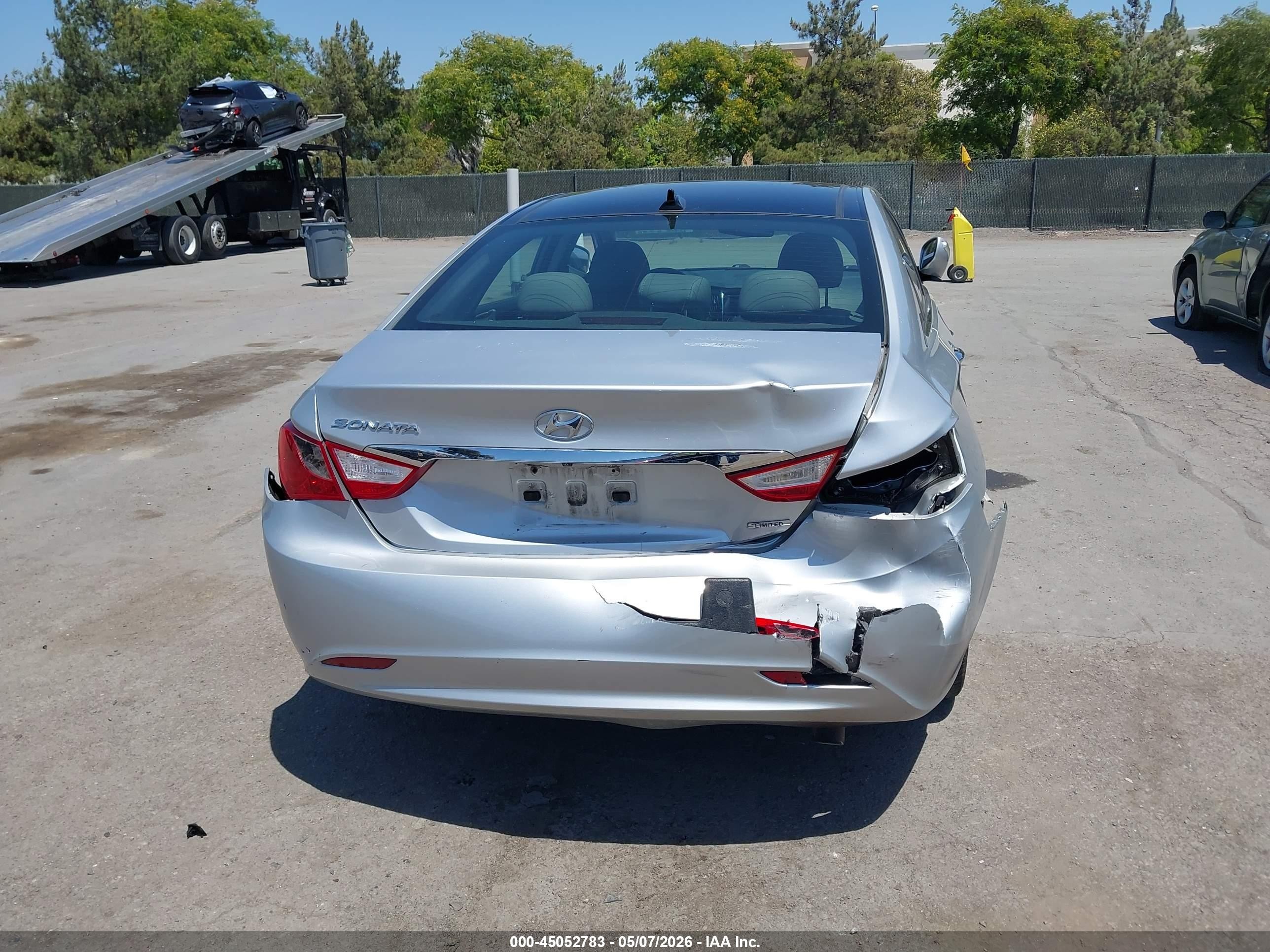 2013 Hyundai Sonata Limited Silver vin: 5NPEC4AC8DH519352