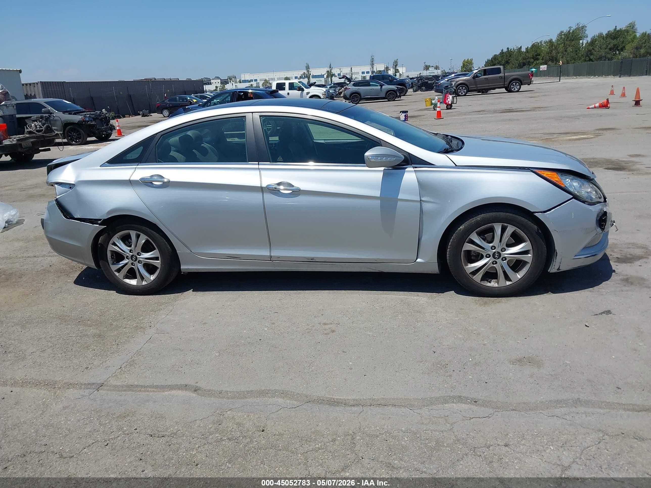 2013 Hyundai Sonata Limited Silver vin: 5NPEC4AC8DH519352