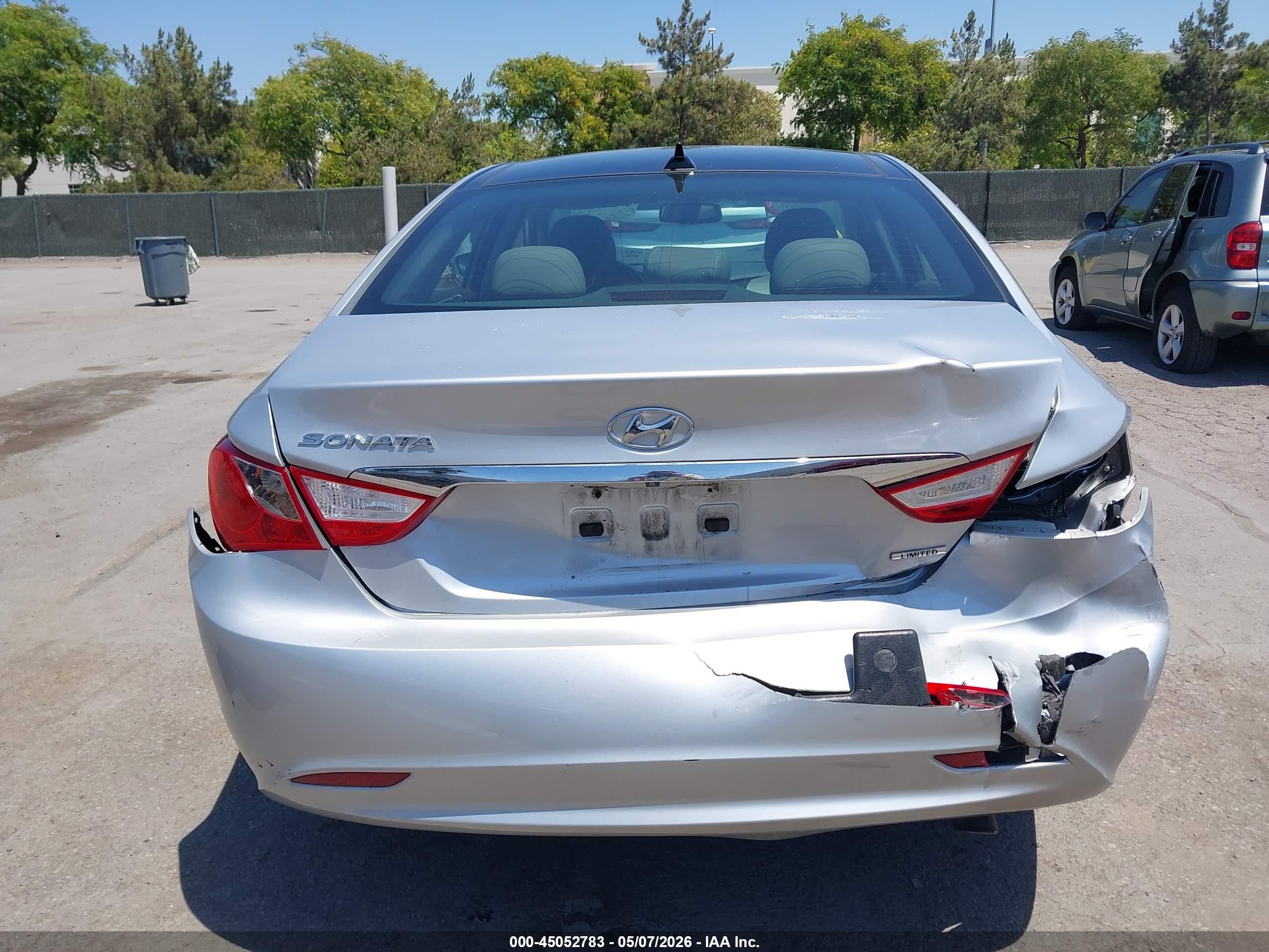 2013 Hyundai Sonata Limited Silver vin: 5NPEC4AC8DH519352