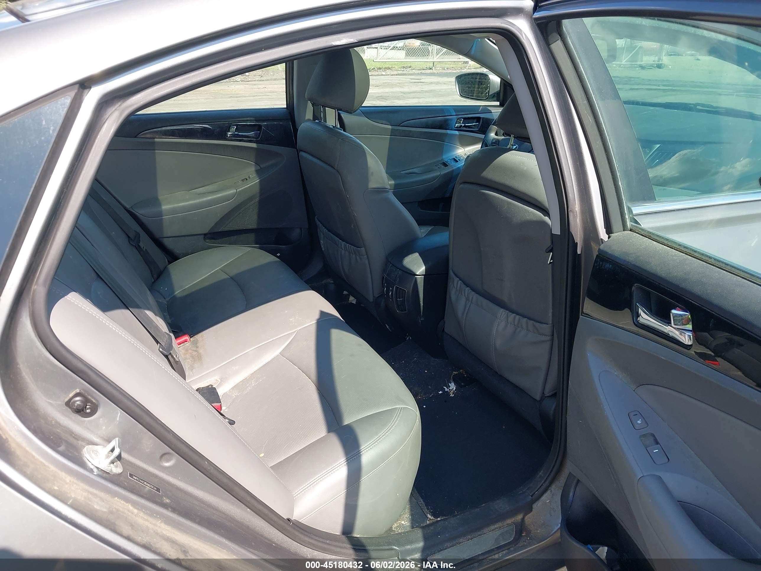2013 Hyundai Sonata Limited Gray vin: 5NPEC4AC8DH629124