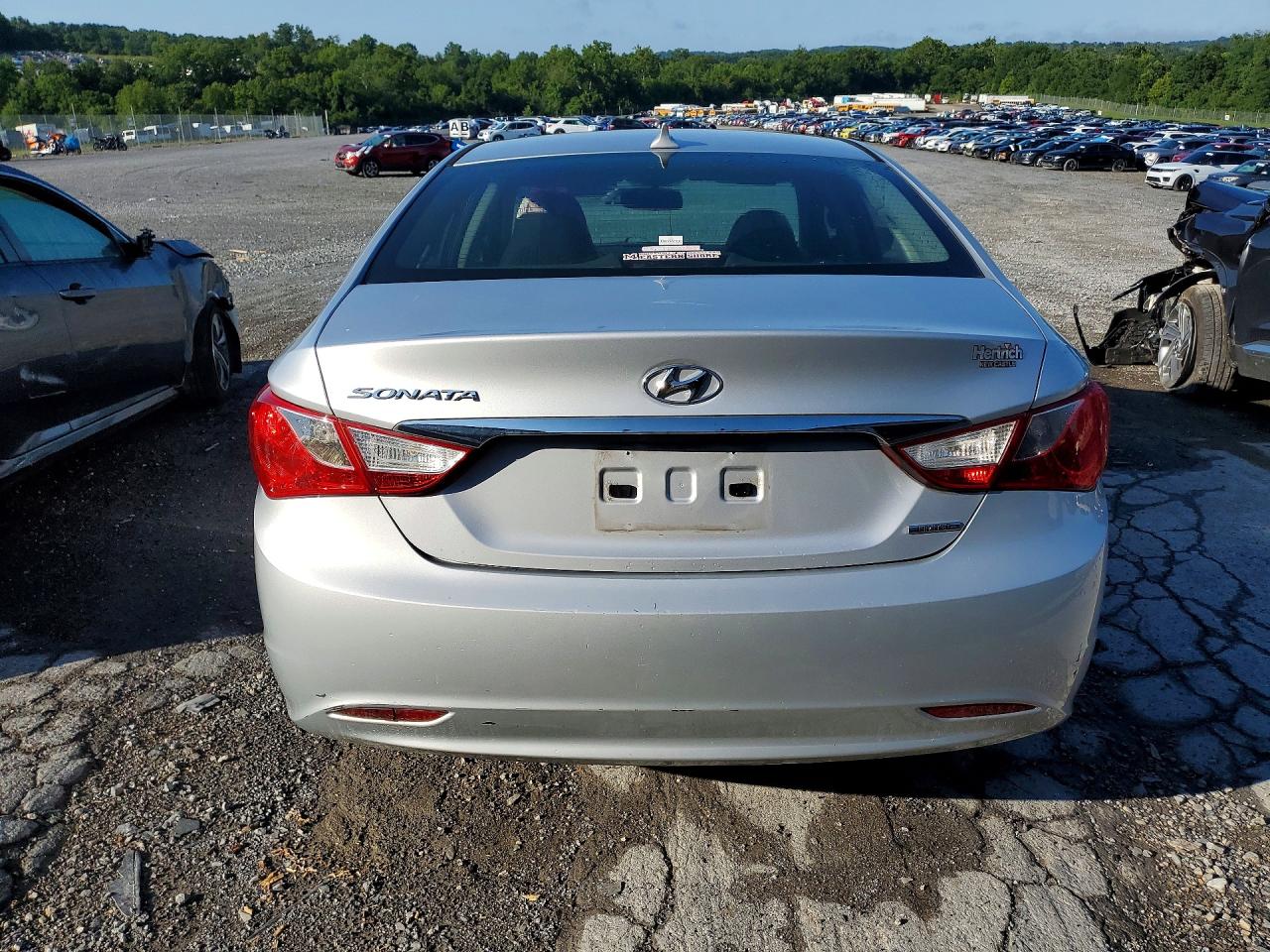 2013 Hyundai Sonata Limited Серебряный vin: 5NPEC4AC8DH683376