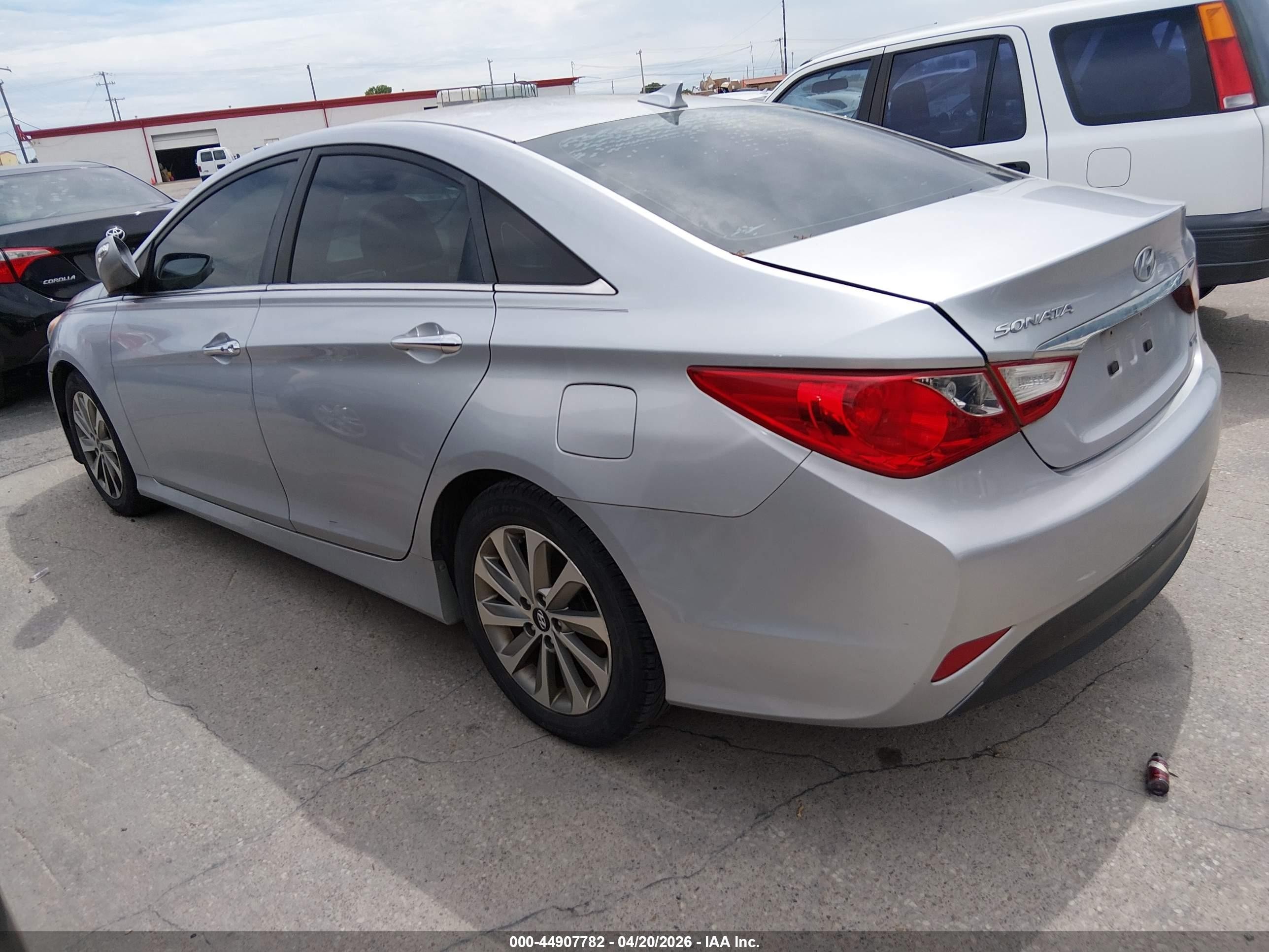 2014 Hyundai Sonata Limited Silver vin: 5NPEC4AC8EH908414