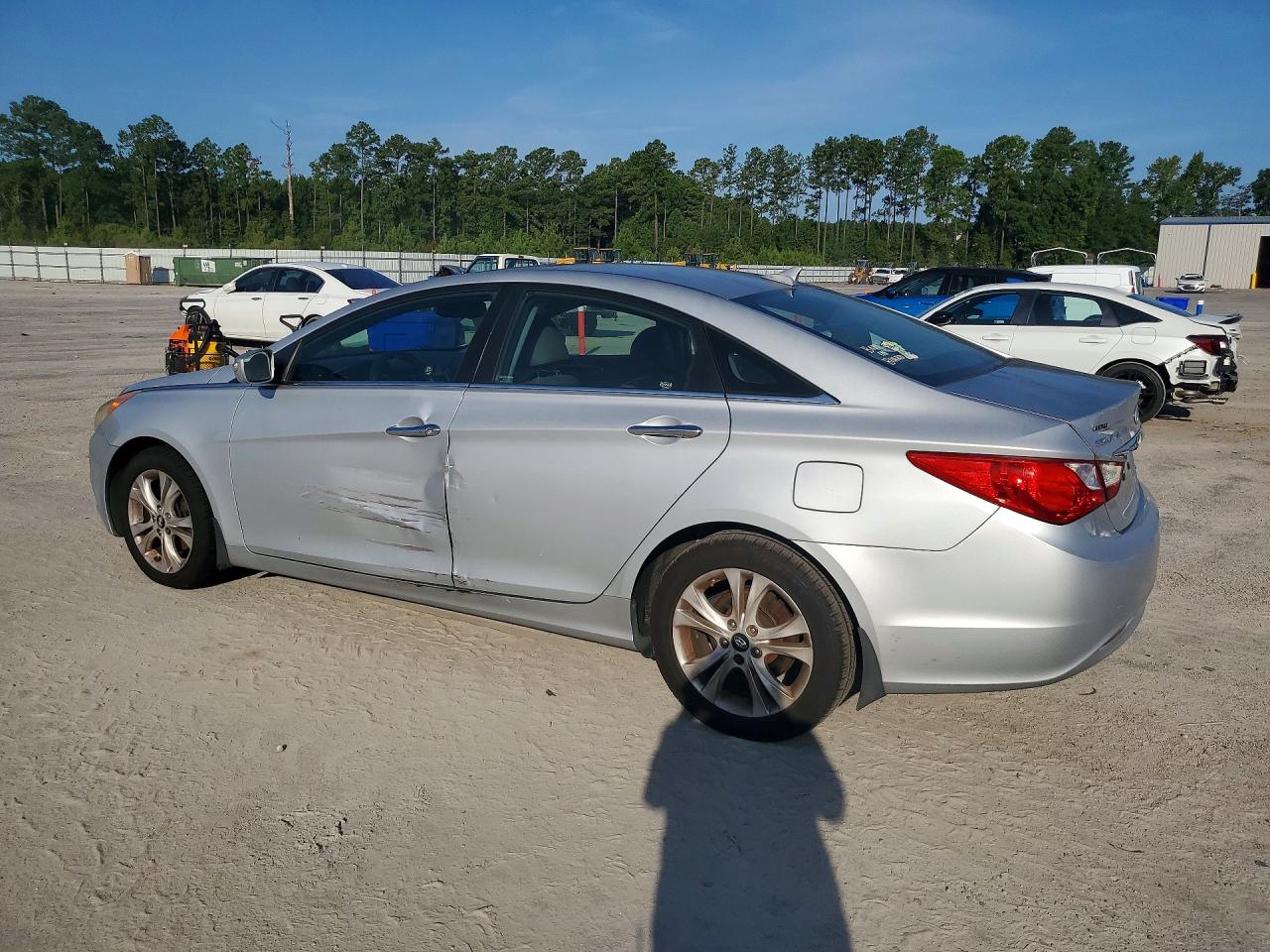 2011 Hyundai Sonata Limited Silver vin: 5NPEC4AC9BH115716