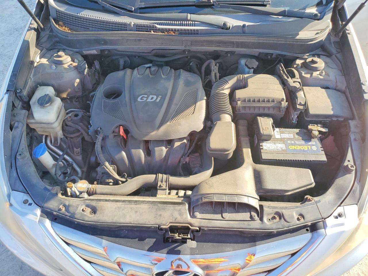2011 Hyundai Sonata Limited Silver vin: 5NPEC4AC9BH115716