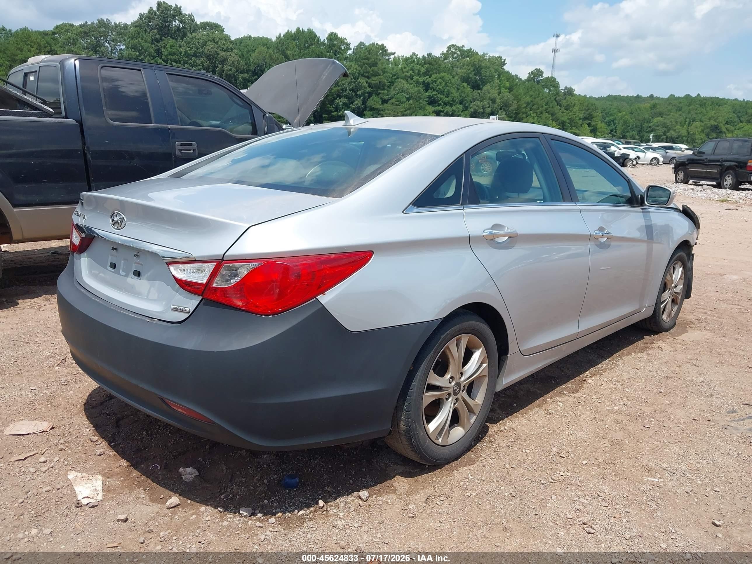 2011 Hyundai Sonata Limited Silver vin: 5NPEC4AC9BH216500