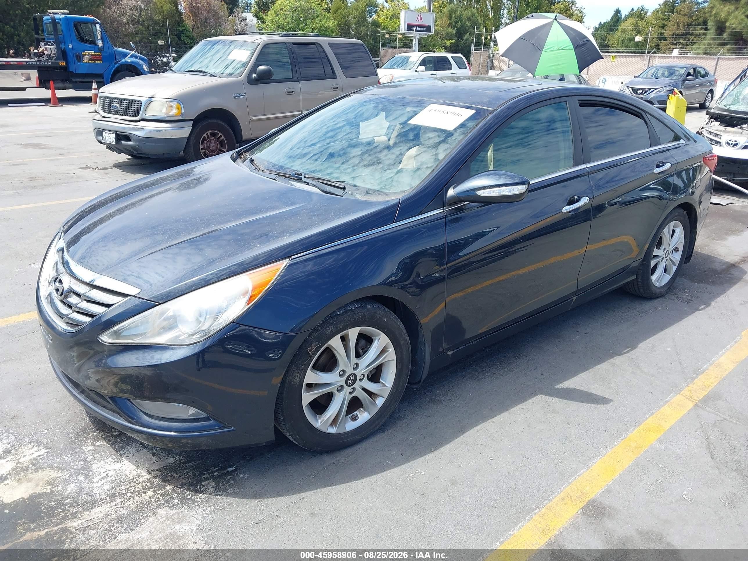 2011 Hyundai Sonata Limited Gray vin: 5NPEC4AC9BH268130