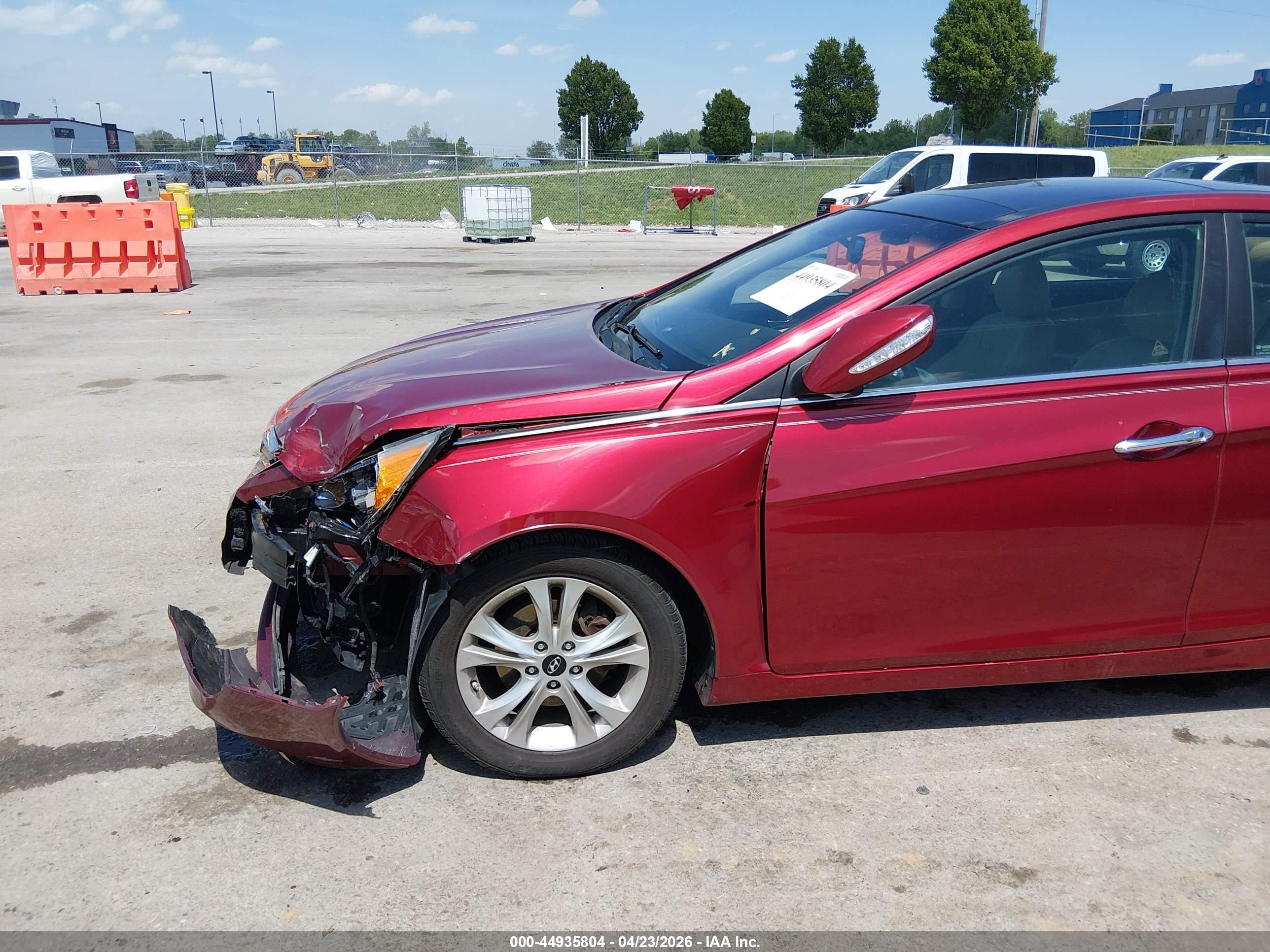 2012 Hyundai Sonata Limited Red vin: 5NPEC4AC9CH340056