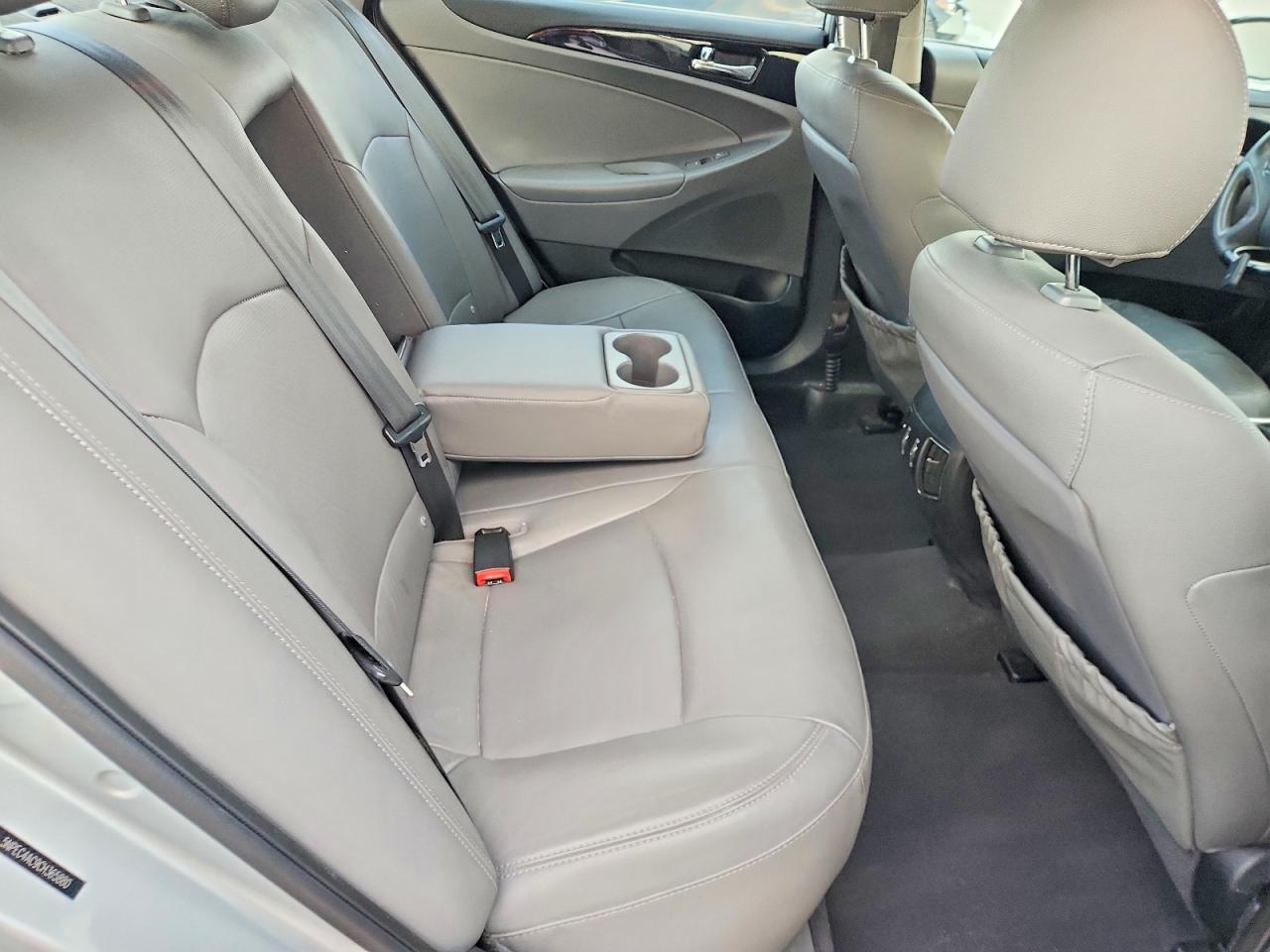 2012 Hyundai Sonata Limited Silver vin: 5NPEC4AC9CH365880