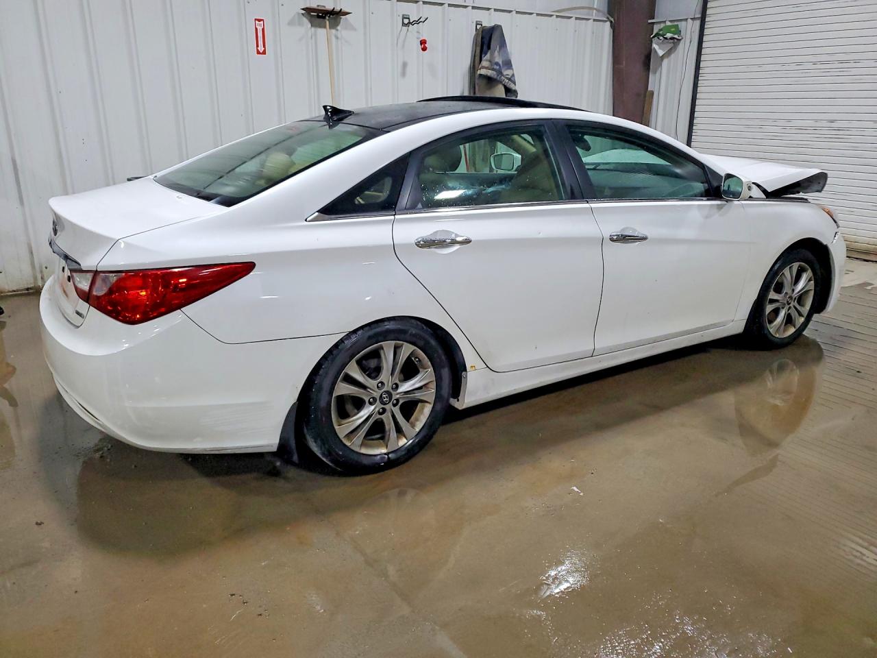 2012 Hyundai Sonata Limited White vin: 5NPEC4AC9CH402331