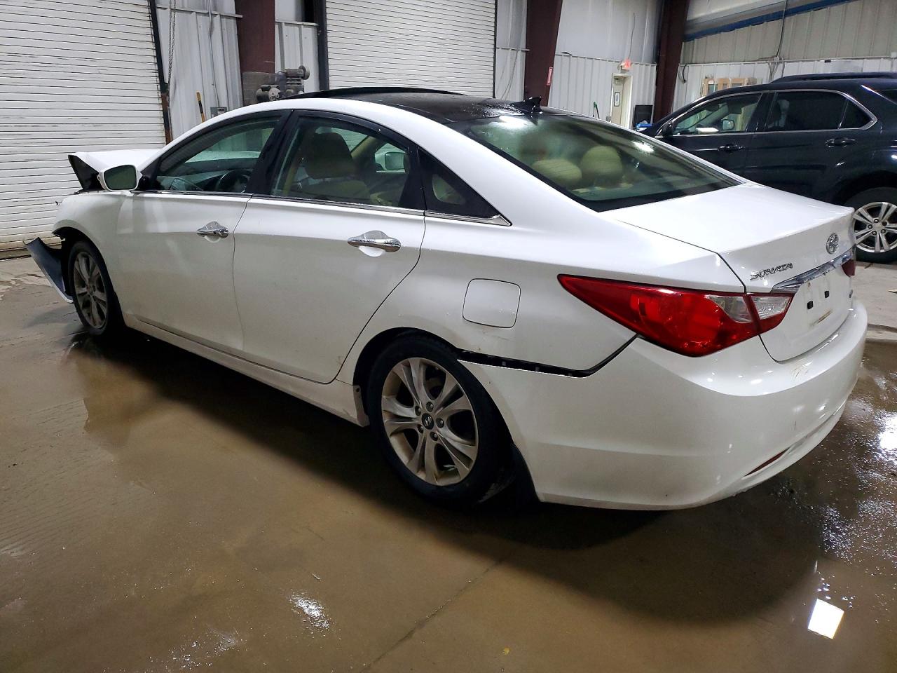 2012 Hyundai Sonata Limited White vin: 5NPEC4AC9CH402331