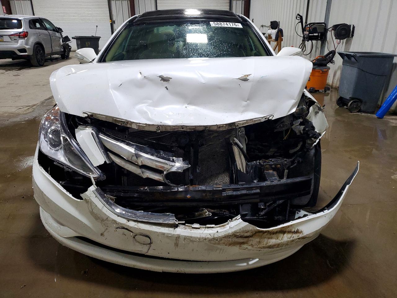 2012 Hyundai Sonata Limited White vin: 5NPEC4AC9CH402331