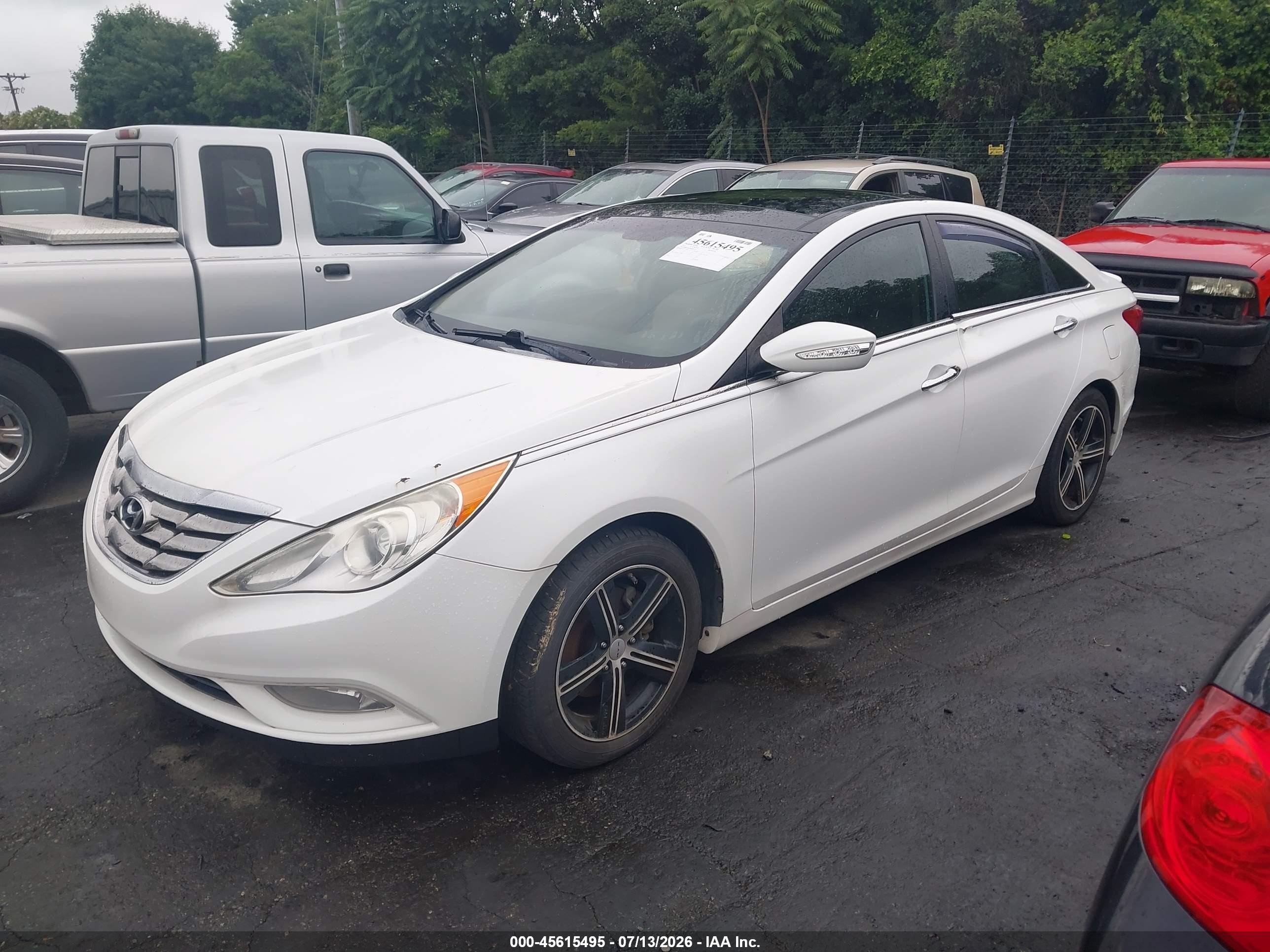 2012 Hyundai Sonata Limited White vin: 5NPEC4AC9CH402345