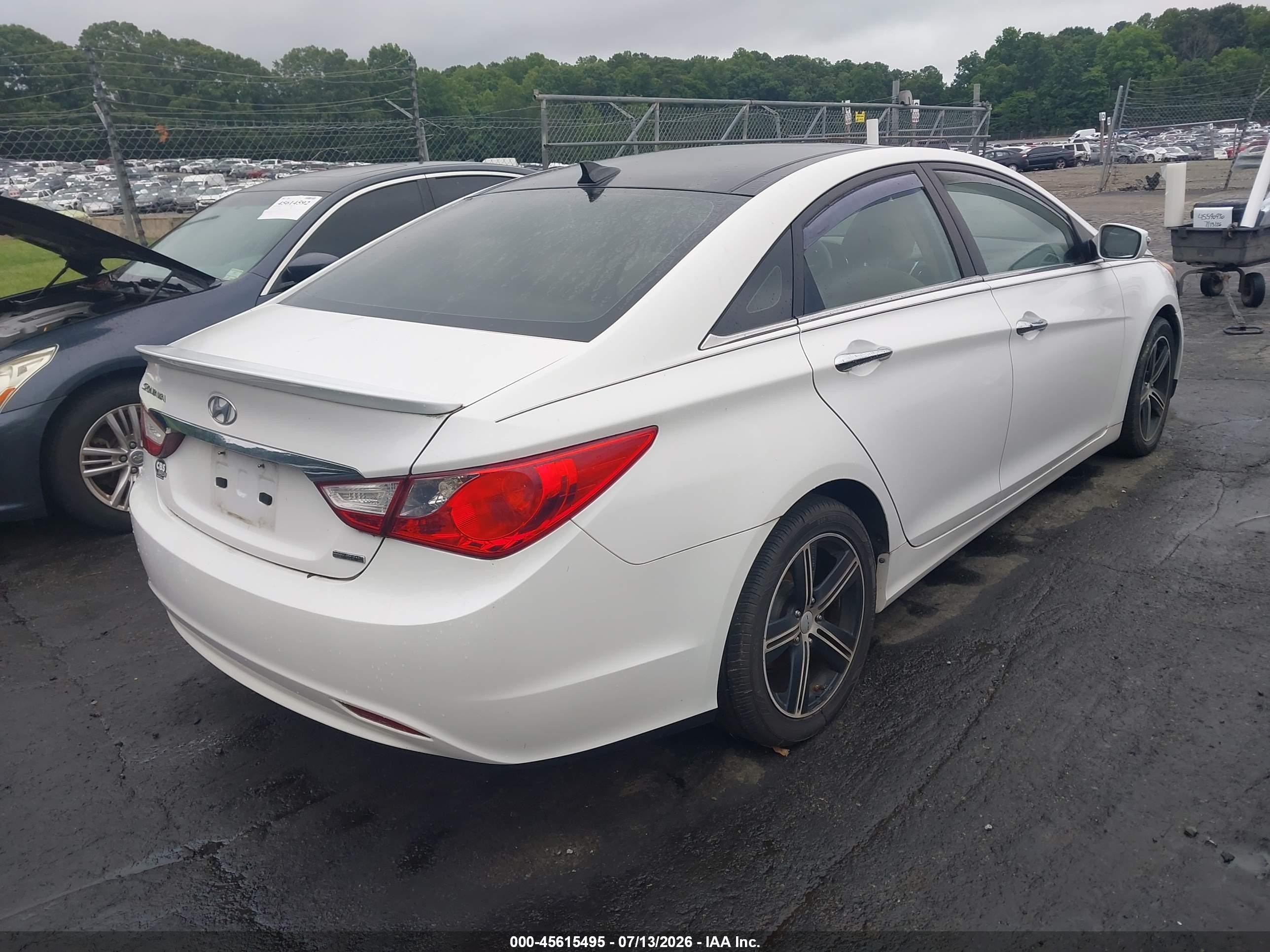2012 Hyundai Sonata Limited White vin: 5NPEC4AC9CH402345