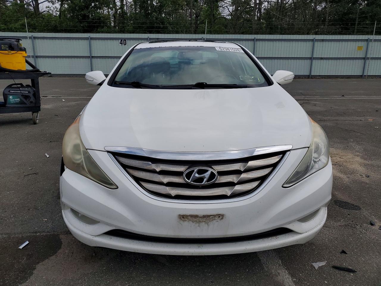 2013 Hyundai Sonata Limited White vin: 5NPEC4AC9DH557754