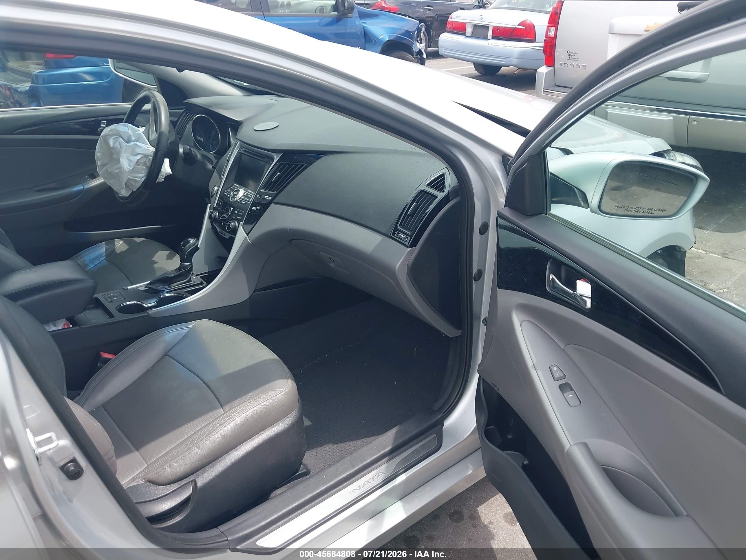 2013 Hyundai Sonata Limited Silver vin: 5NPEC4AC9DH582833