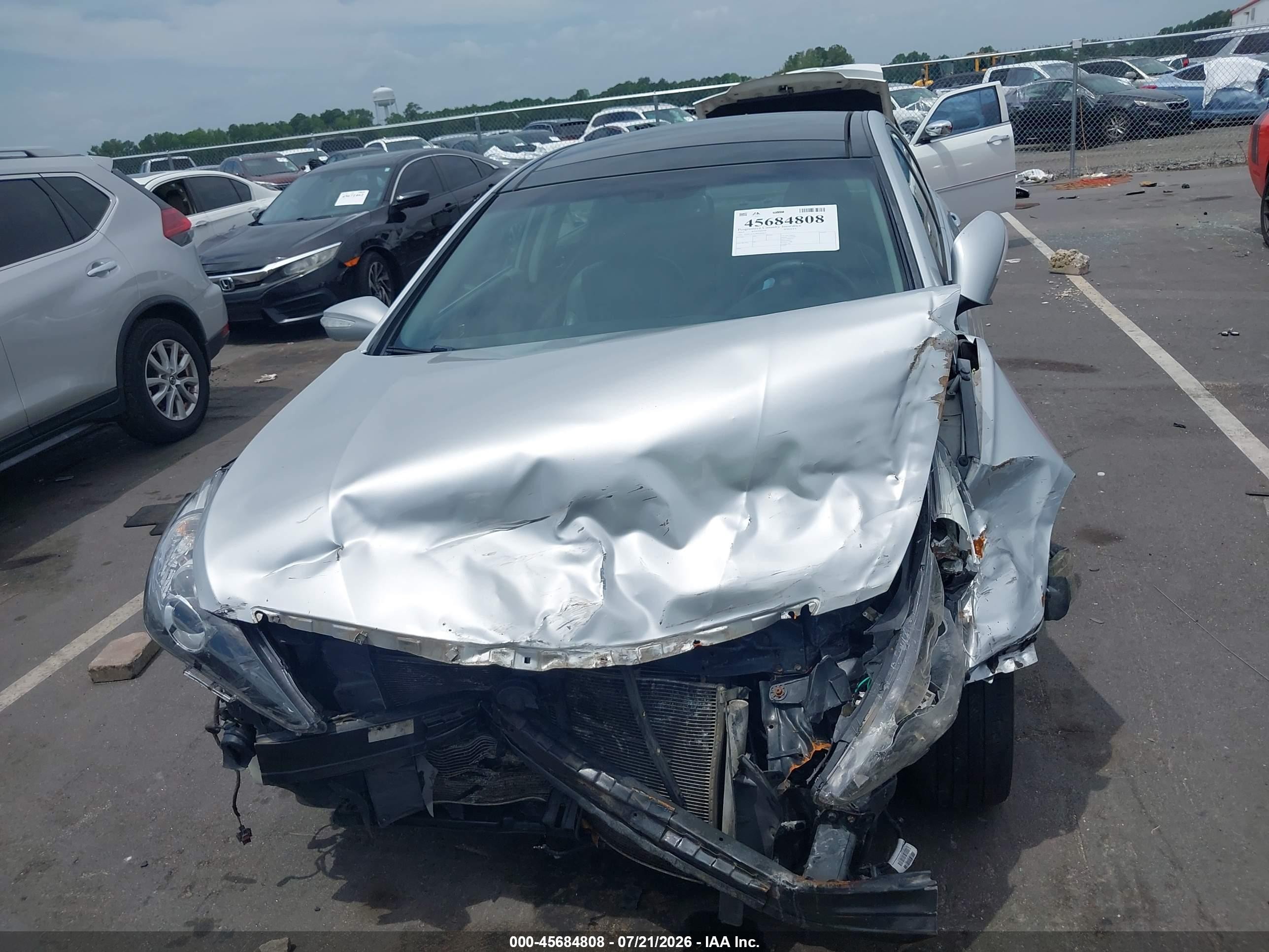 2013 Hyundai Sonata Limited Silver vin: 5NPEC4AC9DH582833