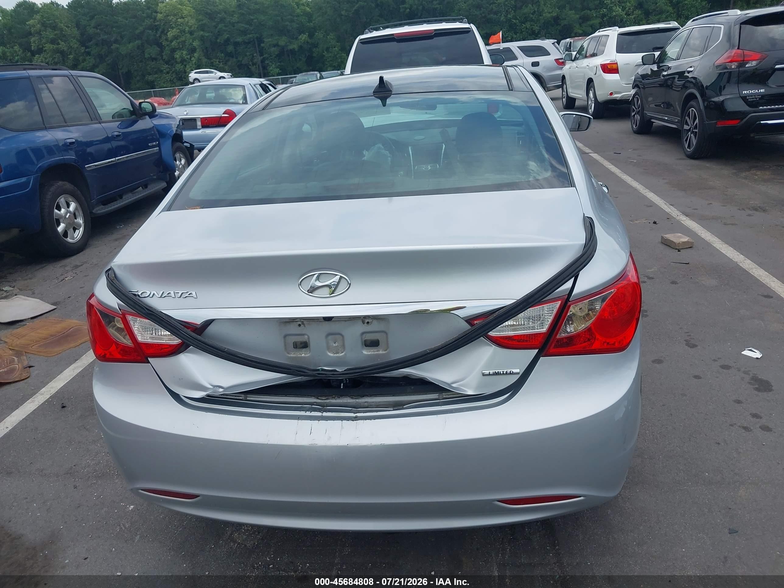 2013 Hyundai Sonata Limited Silver vin: 5NPEC4AC9DH582833