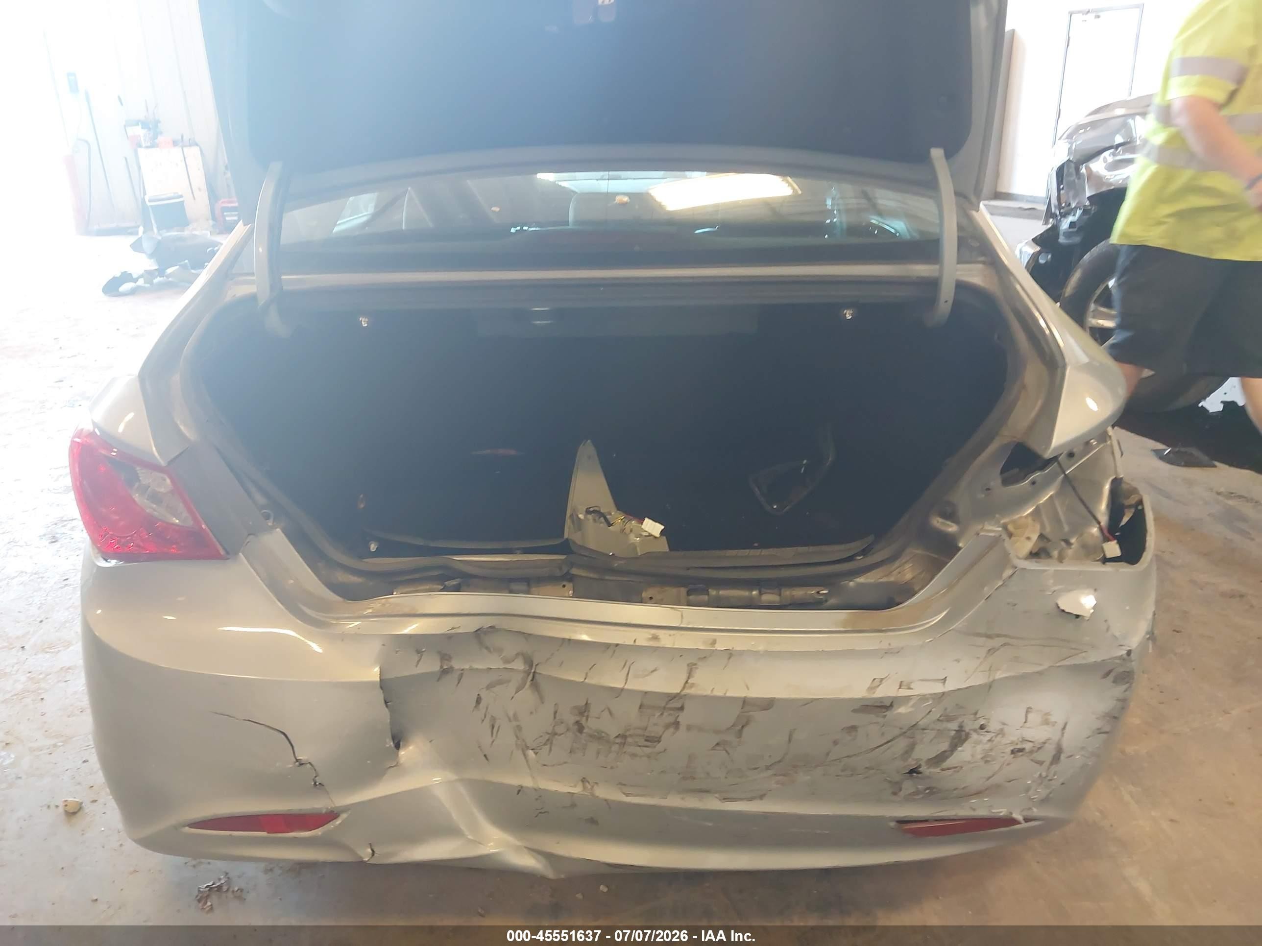 2013 Hyundai Sonata Limited Silver vin: 5NPEC4AC9DH593685