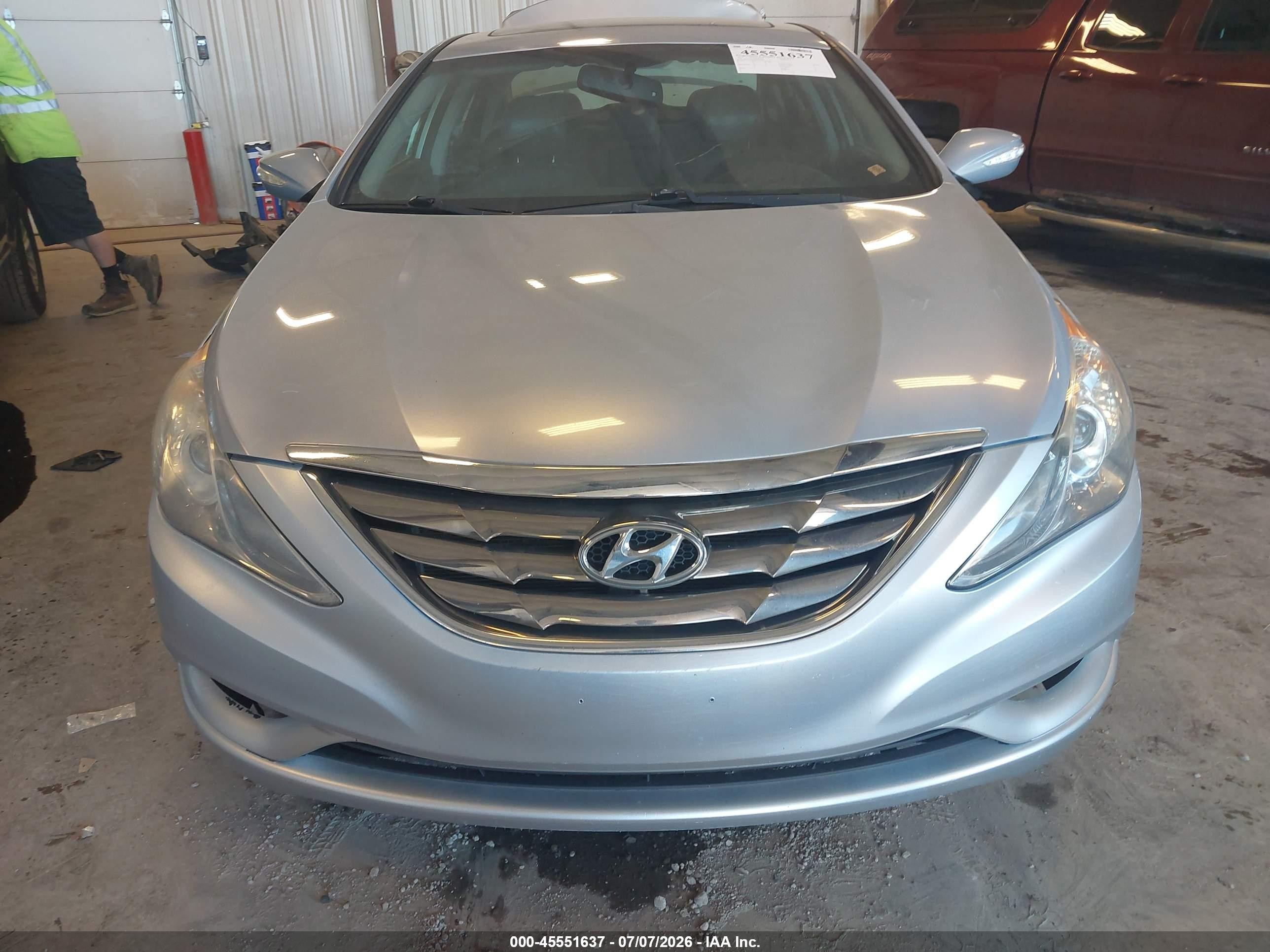 2013 Hyundai Sonata Limited Silver vin: 5NPEC4AC9DH593685