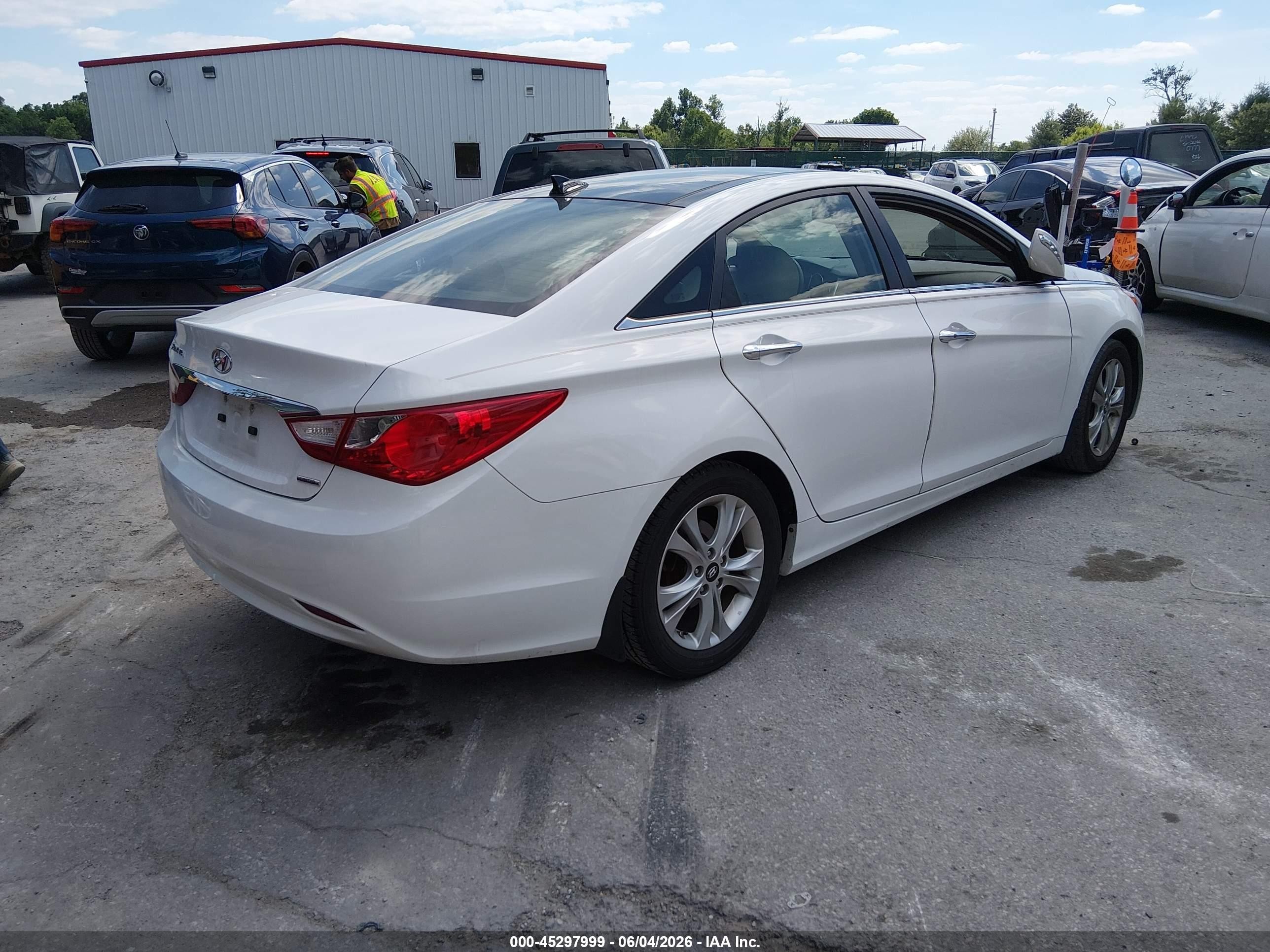 2013 Hyundai Sonata Limited Белый vin: 5NPEC4AC9DH619119