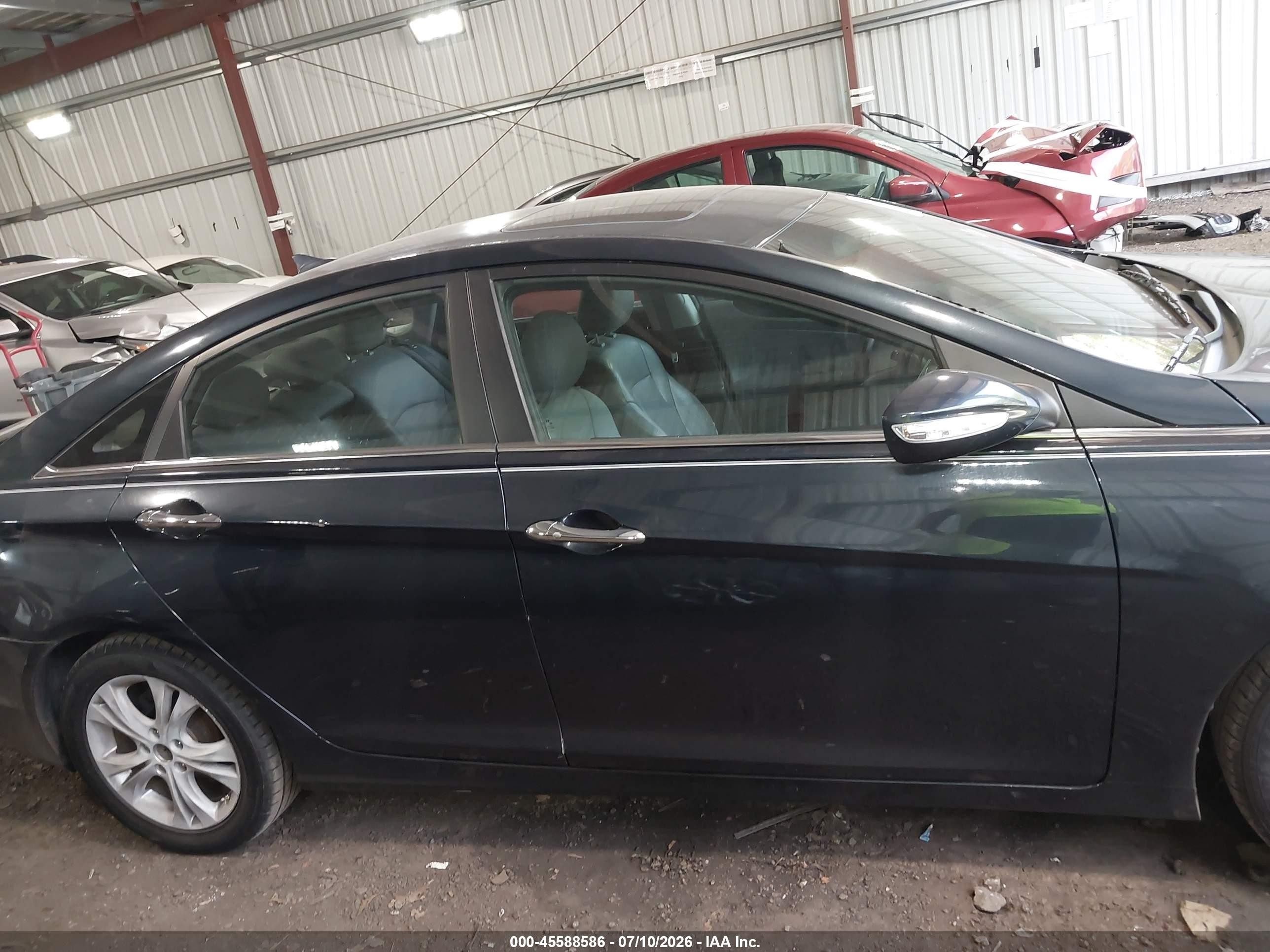 2011 Hyundai Sonata Limited Dark Blue vin: 5NPEC4ACXBH002745