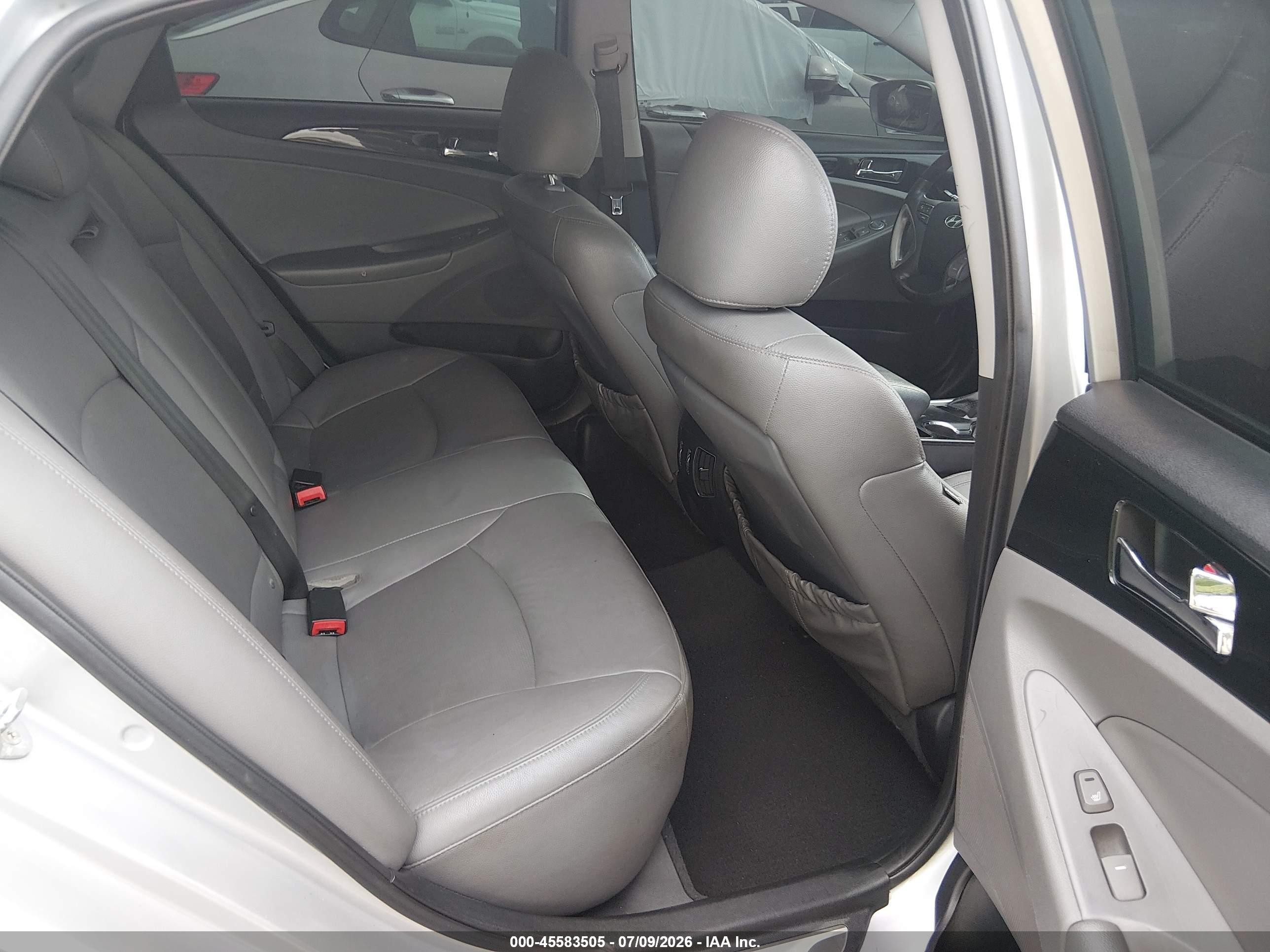2011 Hyundai Sonata Limited Black vin: 5NPEC4ACXBH011073