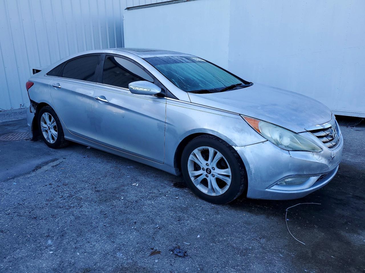 2011 Hyundai Sonata Limited Silver vin: 5NPEC4ACXBH087215