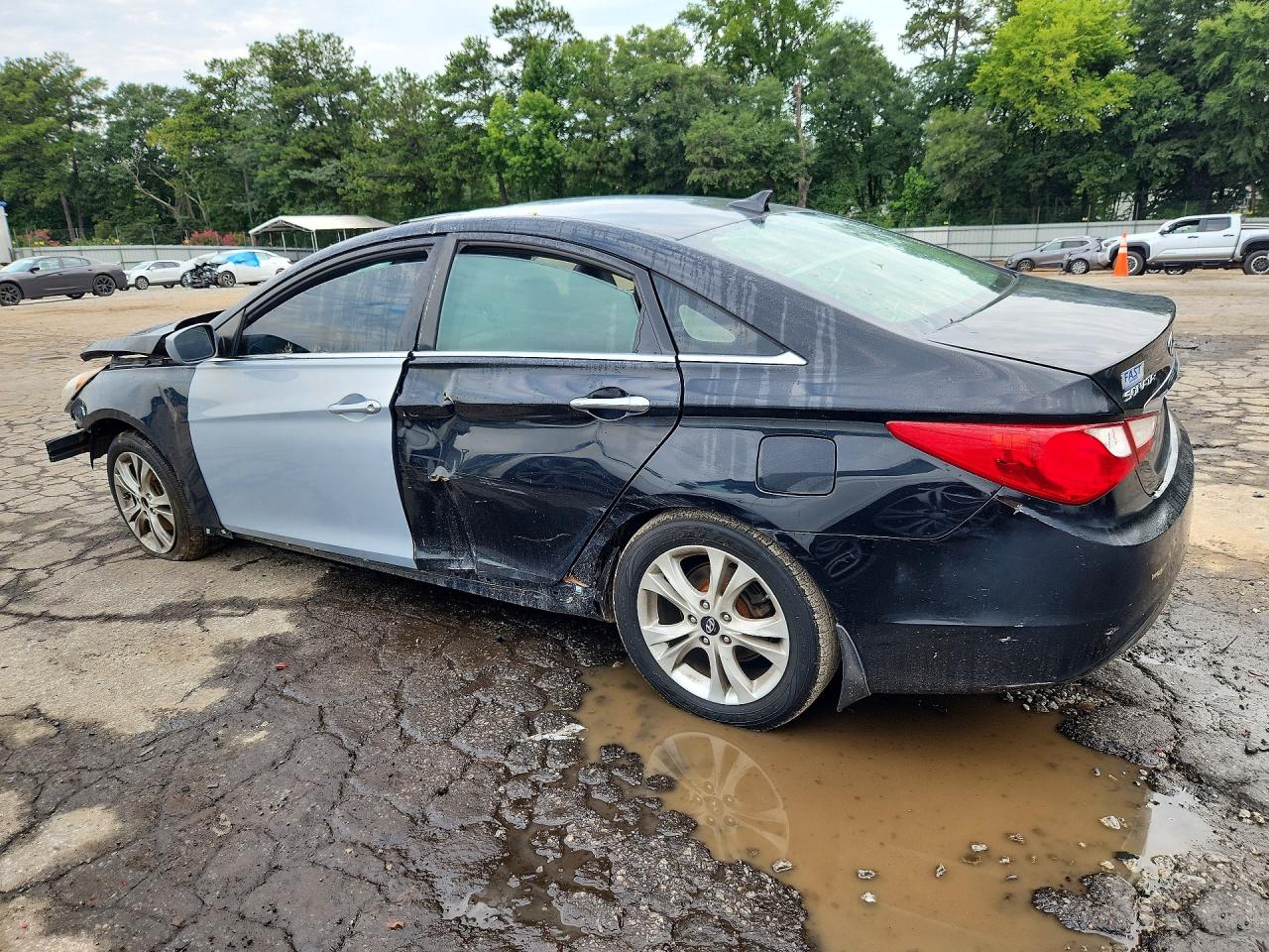 2011 Hyundai Sonata Limited Black vin: 5NPEC4ACXBH100707