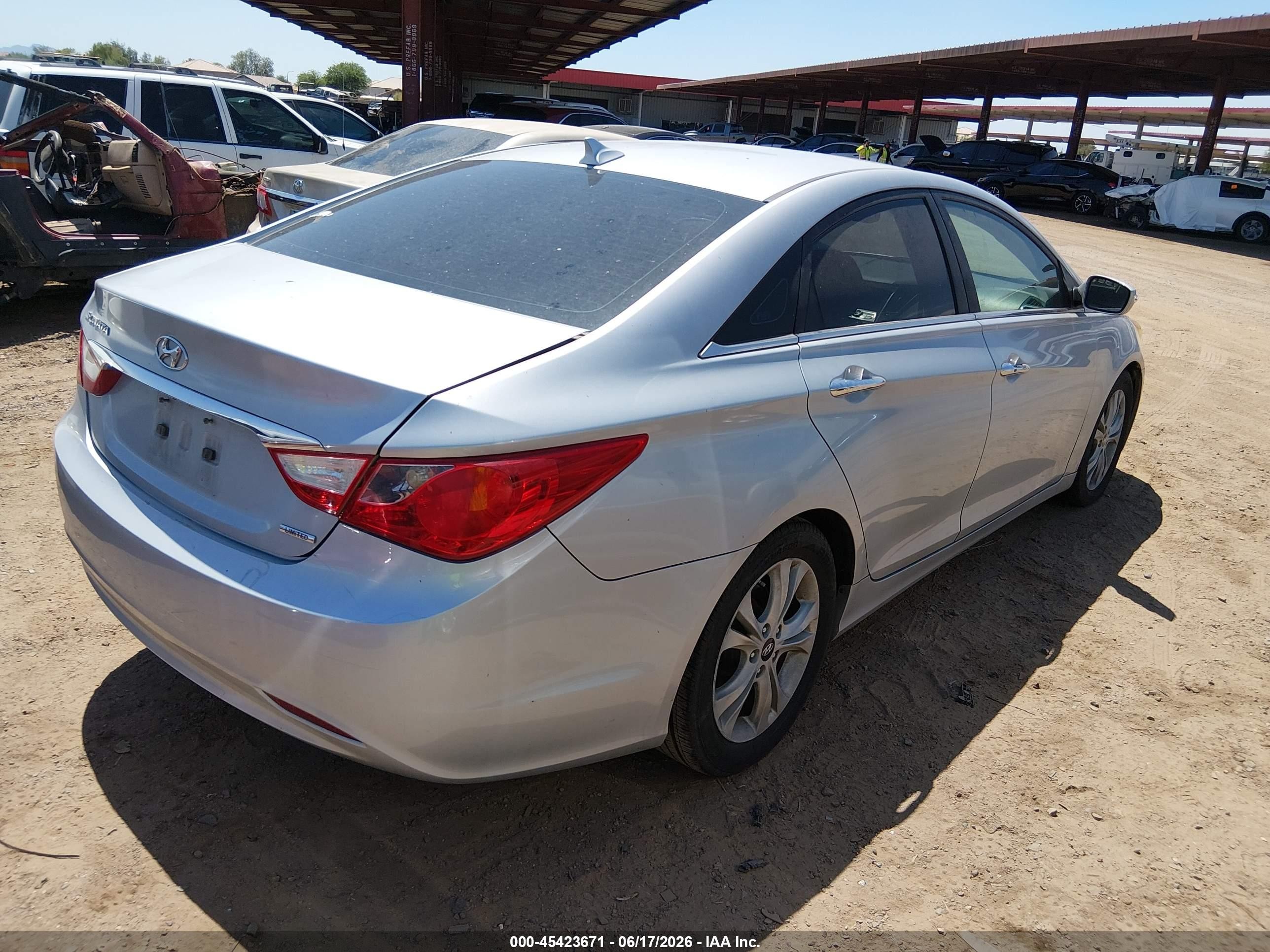 2011 Hyundai Sonata Limited Silver vin: 5NPEC4ACXBH139071