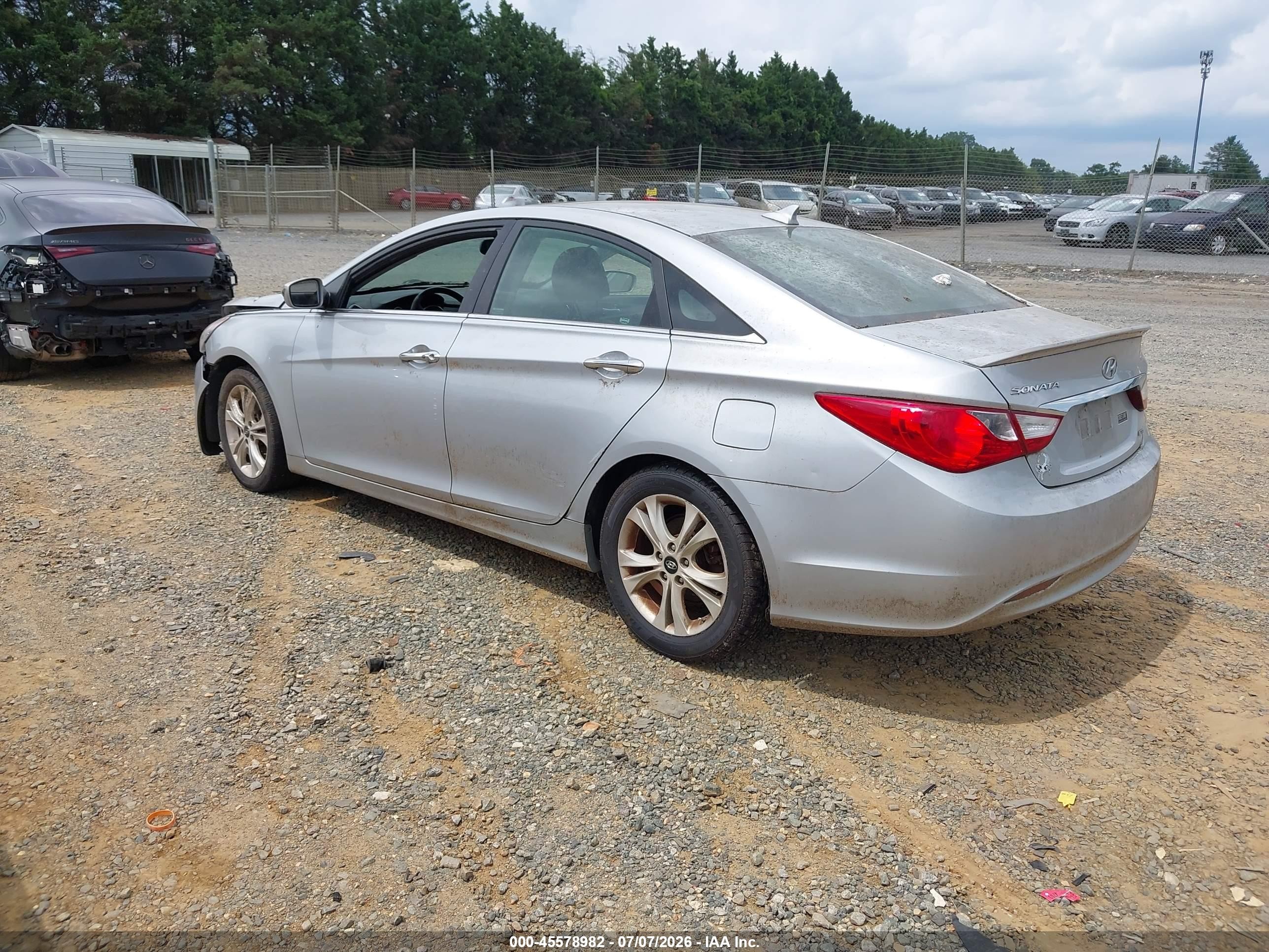 2011 Hyundai Sonata Limited Silver vin: 5NPEC4ACXBH254530