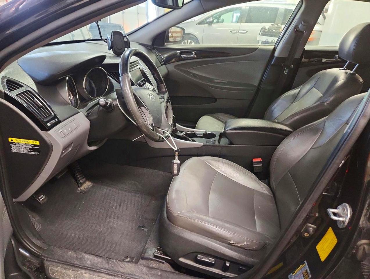 2011 Hyundai Sonata Limited Black vin: 5NPEC4ACXBH292517