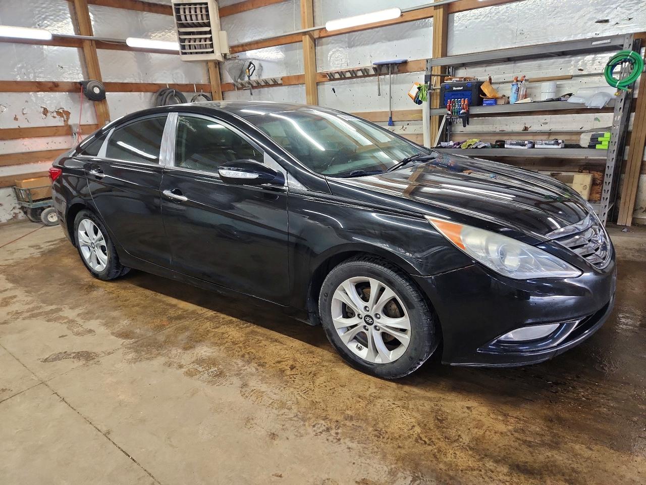 2011 Hyundai Sonata Limited Black vin: 5NPEC4ACXBH292517