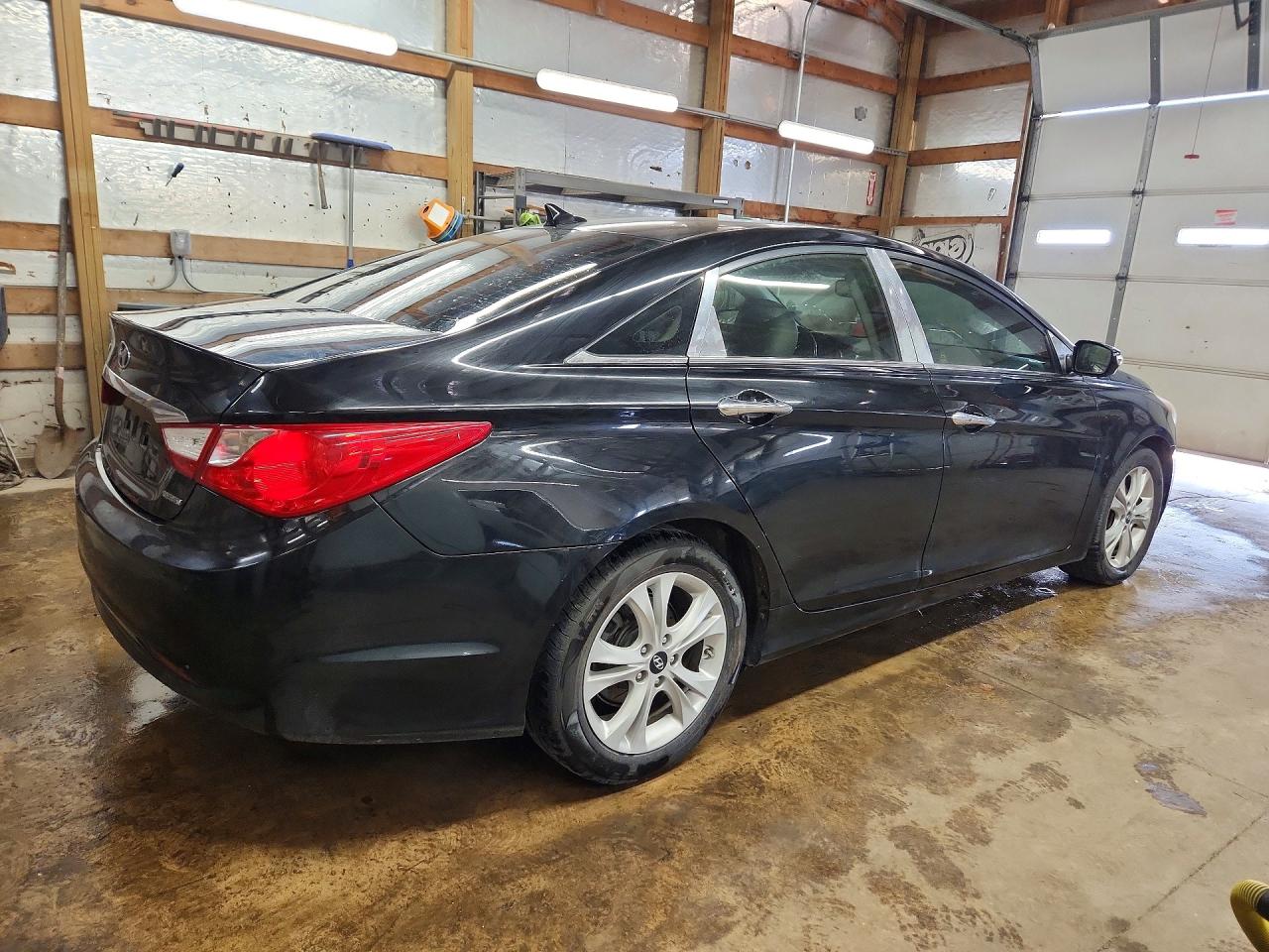 2011 Hyundai Sonata Limited Black vin: 5NPEC4ACXBH292517