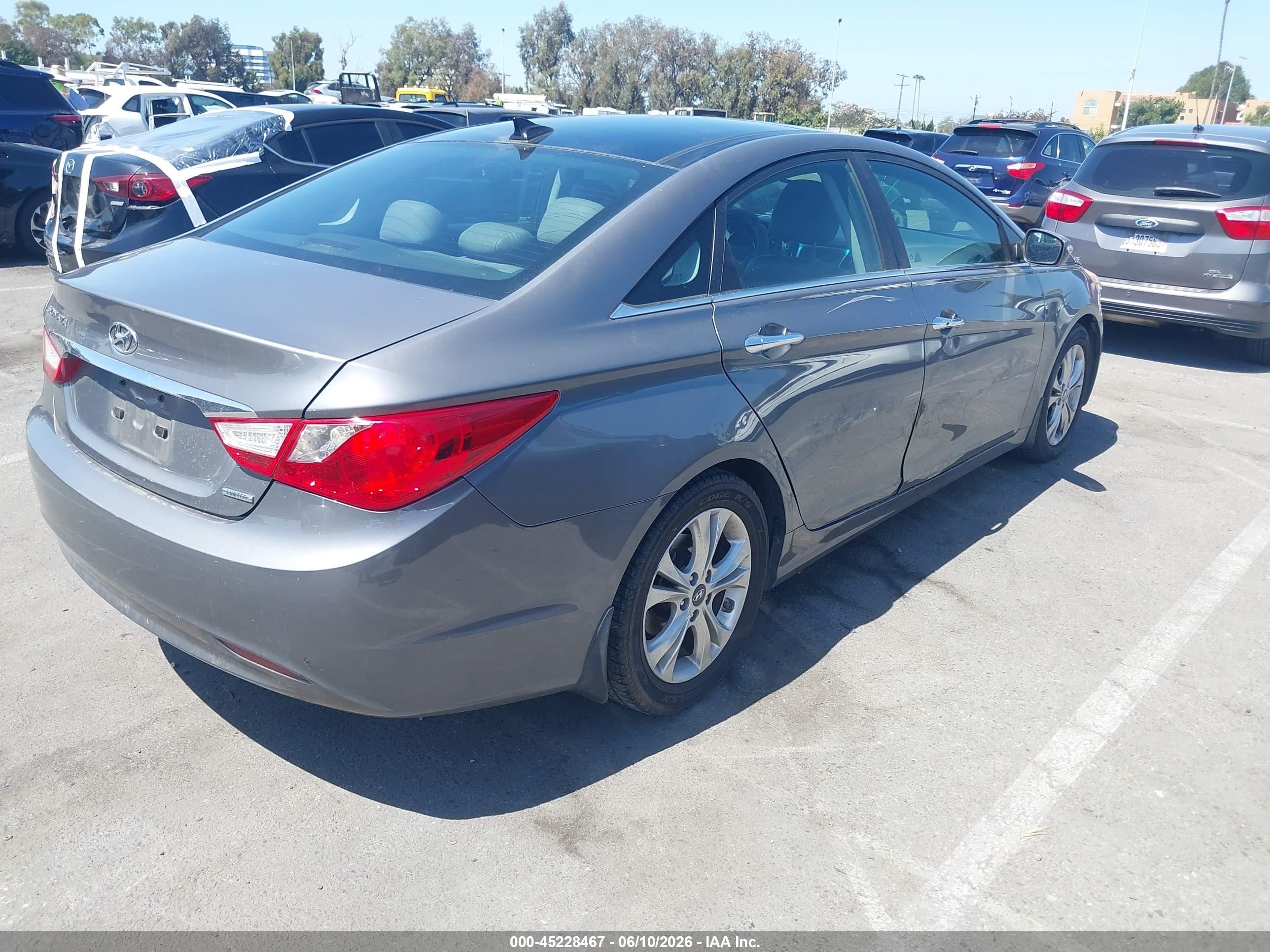 2013 Hyundai Sonata Limited Gray vin: 5NPEC4ACXDH548898