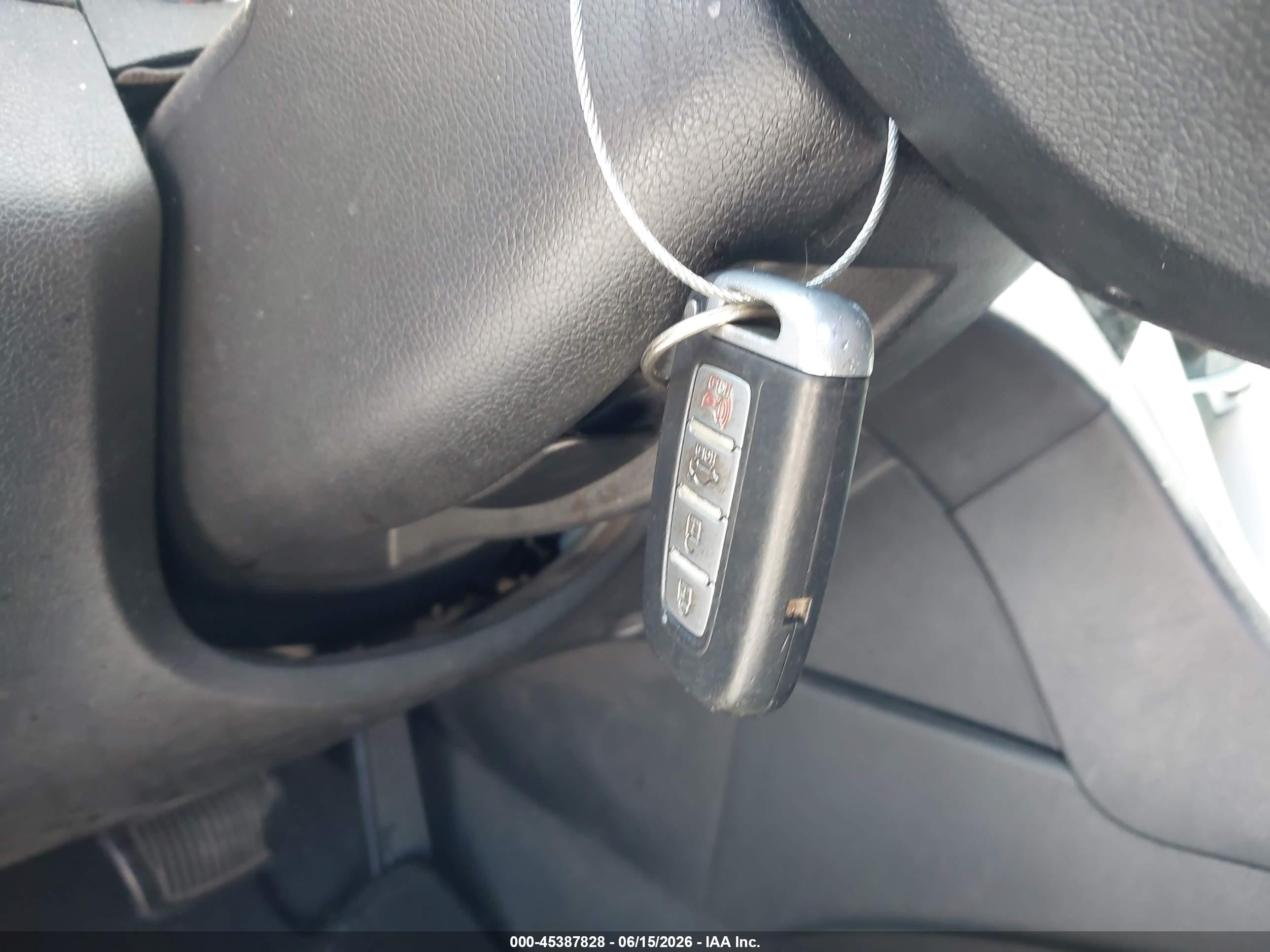 2013 Hyundai Sonata Limited Silver vin: 5NPEC4ACXDH552093