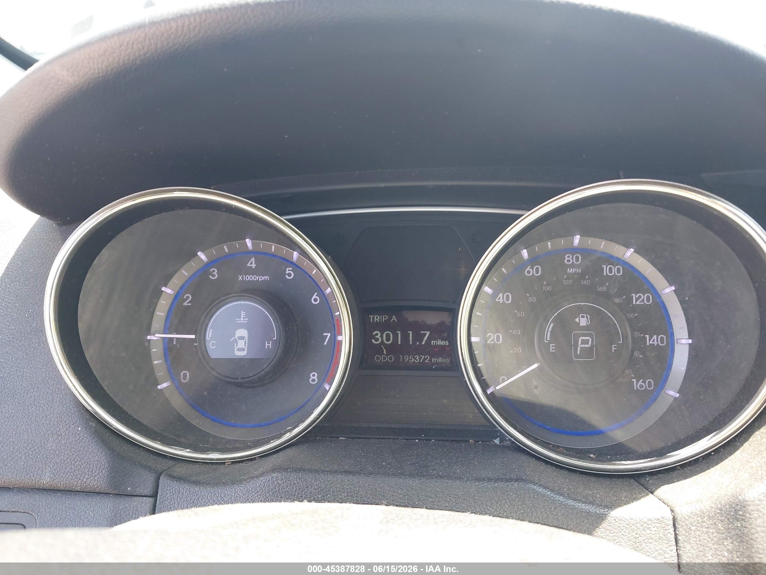 2013 Hyundai Sonata Limited Silver vin: 5NPEC4ACXDH552093