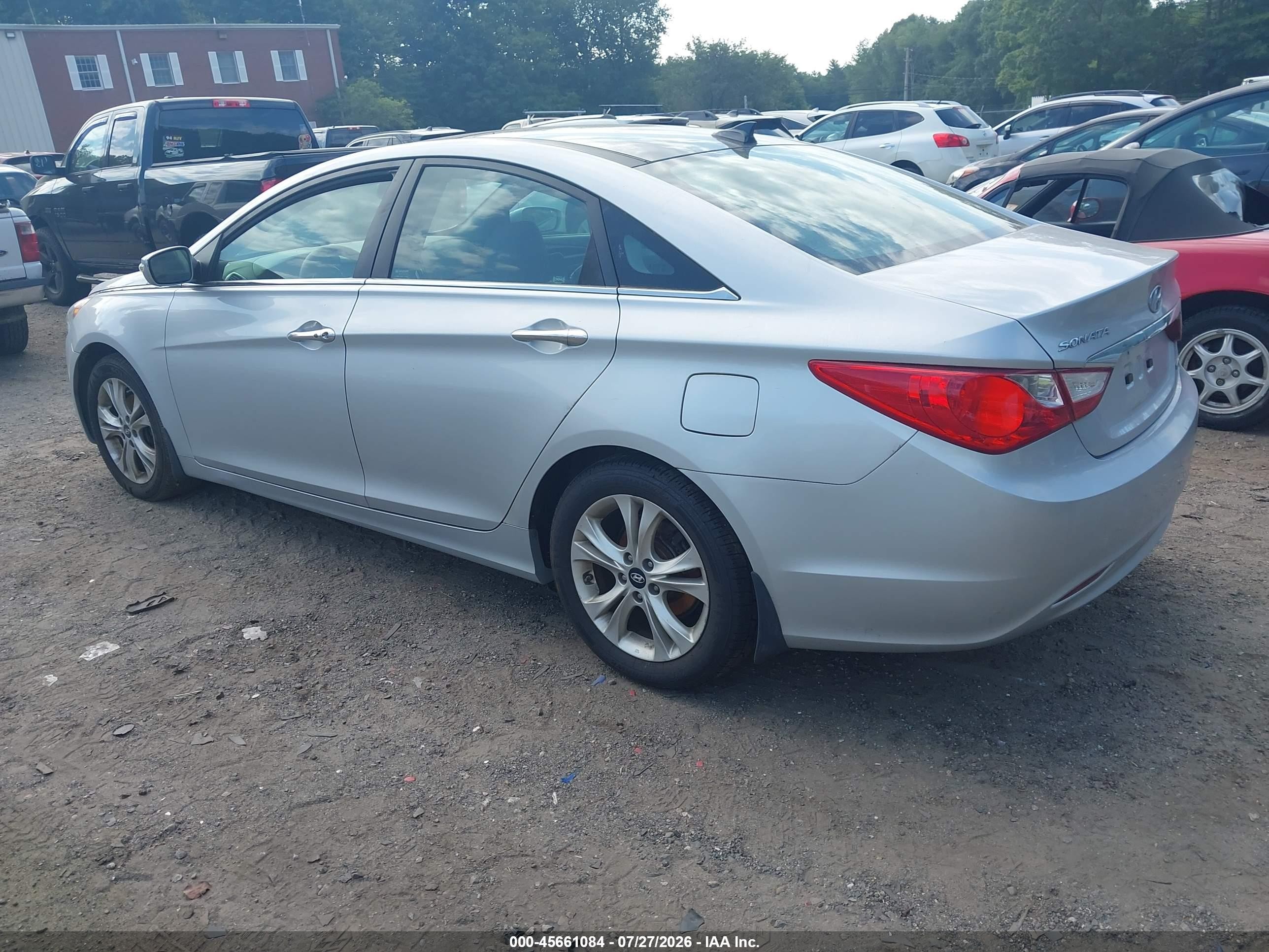 2013 Hyundai Sonata Limited Silver vin: 5NPEC4ACXDH603432