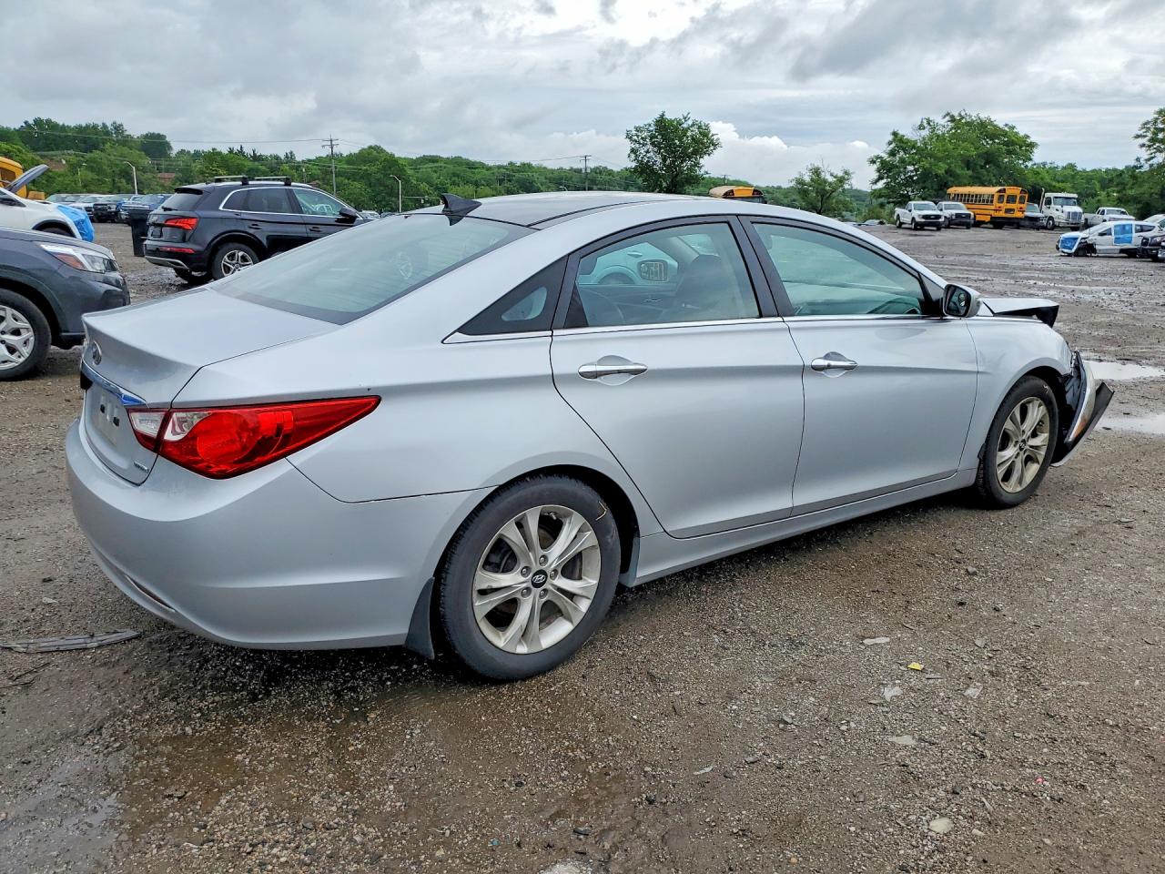 2013 Hyundai Sonata Limited Silver vin: 5NPEC4ACXDH625785